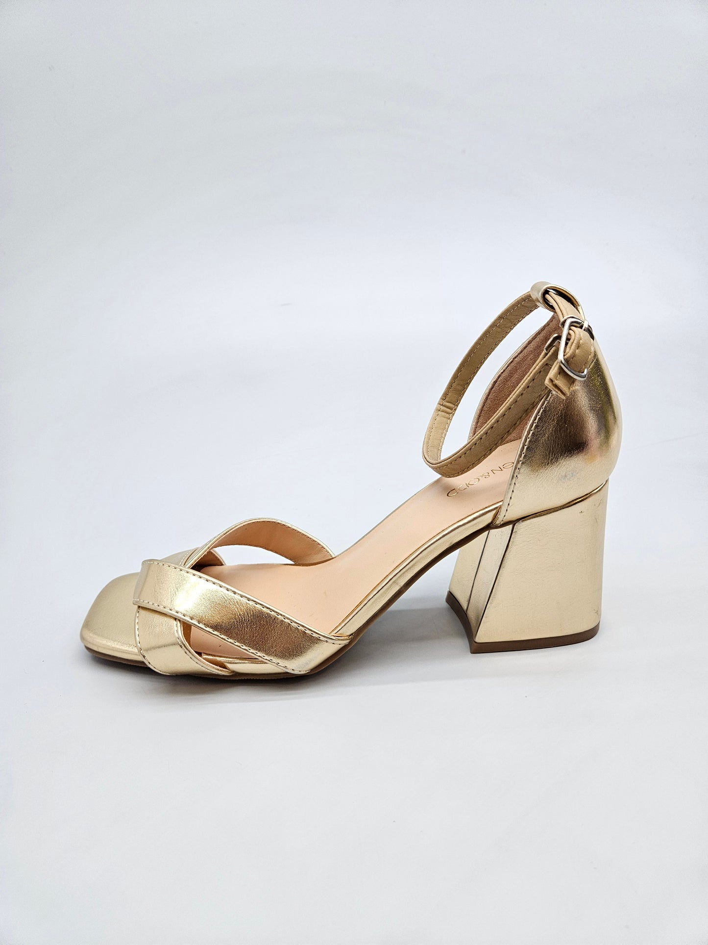 EVEN & ODD NOVI ORIGINAL SANDALI BR 37