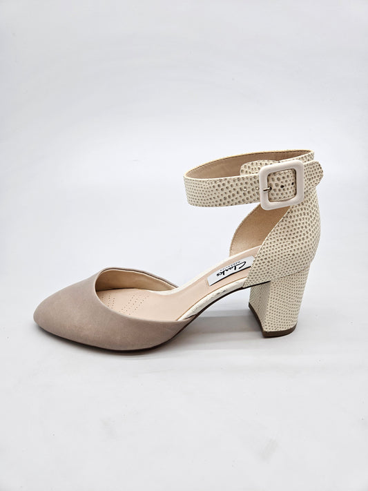 CLARKS NOVI ORIGINAL SANDALI BR 37.5