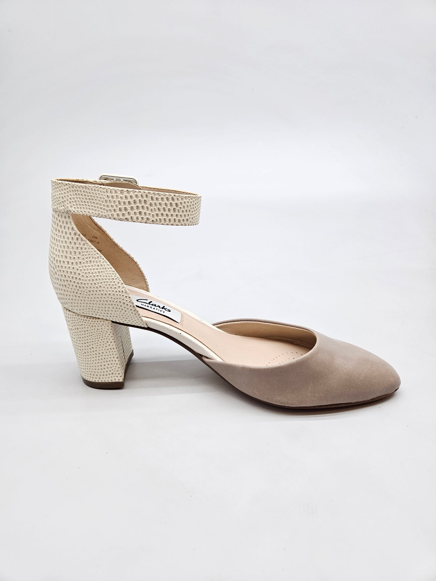 CLARKS NOVI ORIGINAL SANDALI BR 37.5