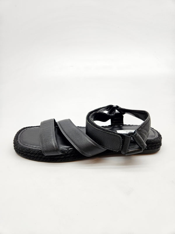 M&S NOVI ORIGINAL SANDALI BR 39