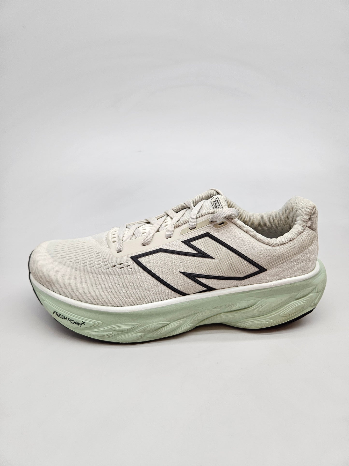 NEW  ADIDAS  ORIGINAL PATIKI BR 39