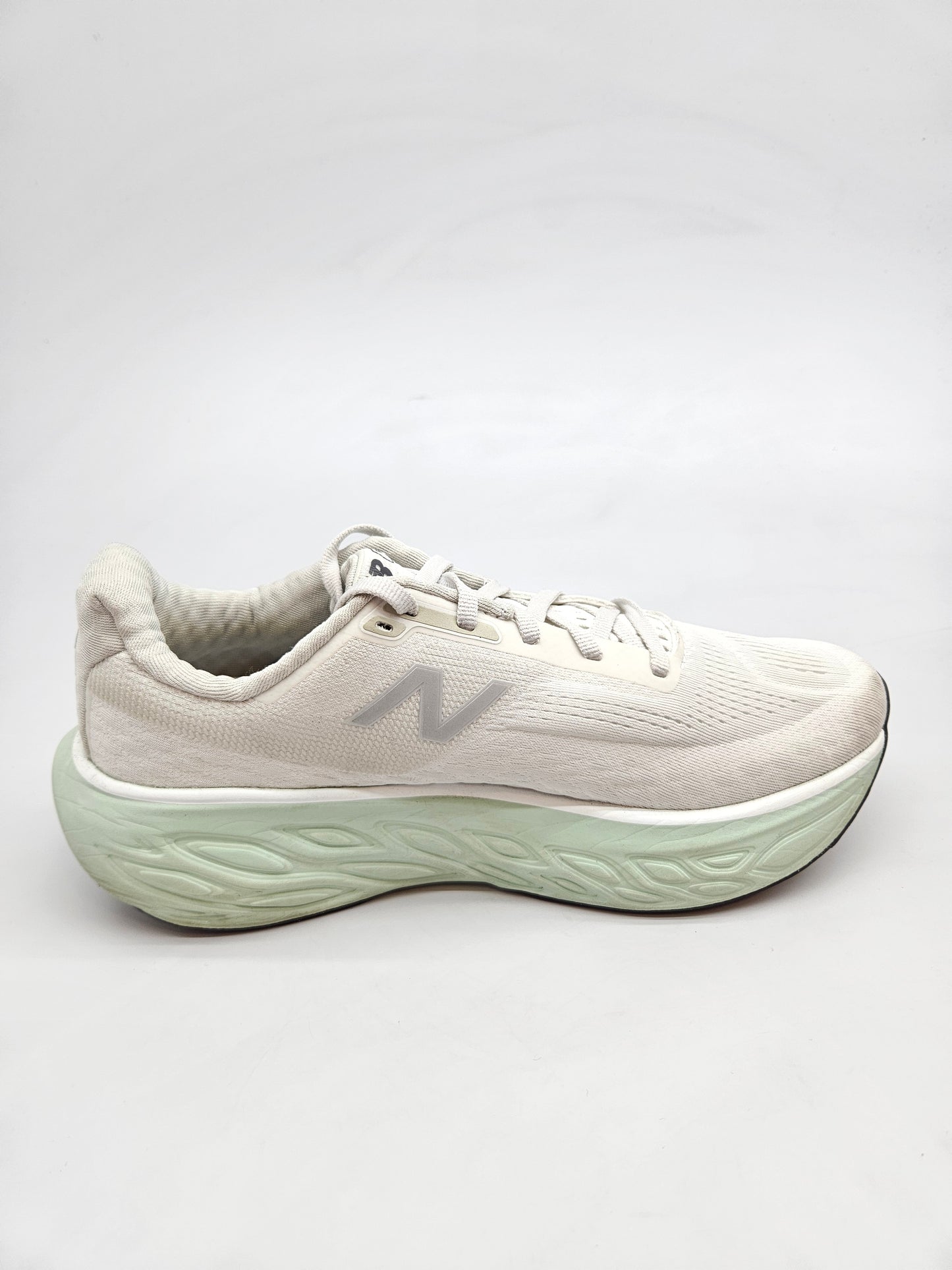 NEW  ADIDAS  ORIGINAL PATIKI BR 39