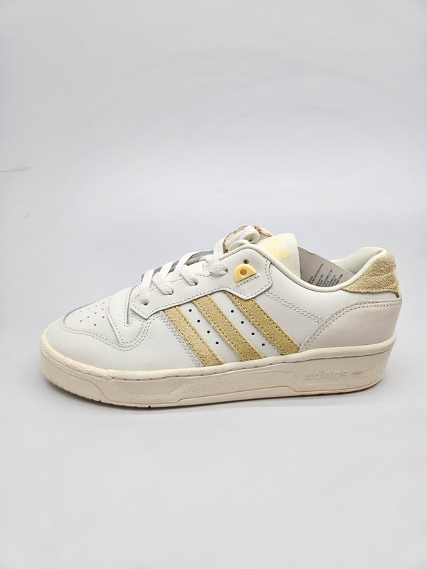 ADIDAS NOVI ORIGINAL PATIKI BR 40