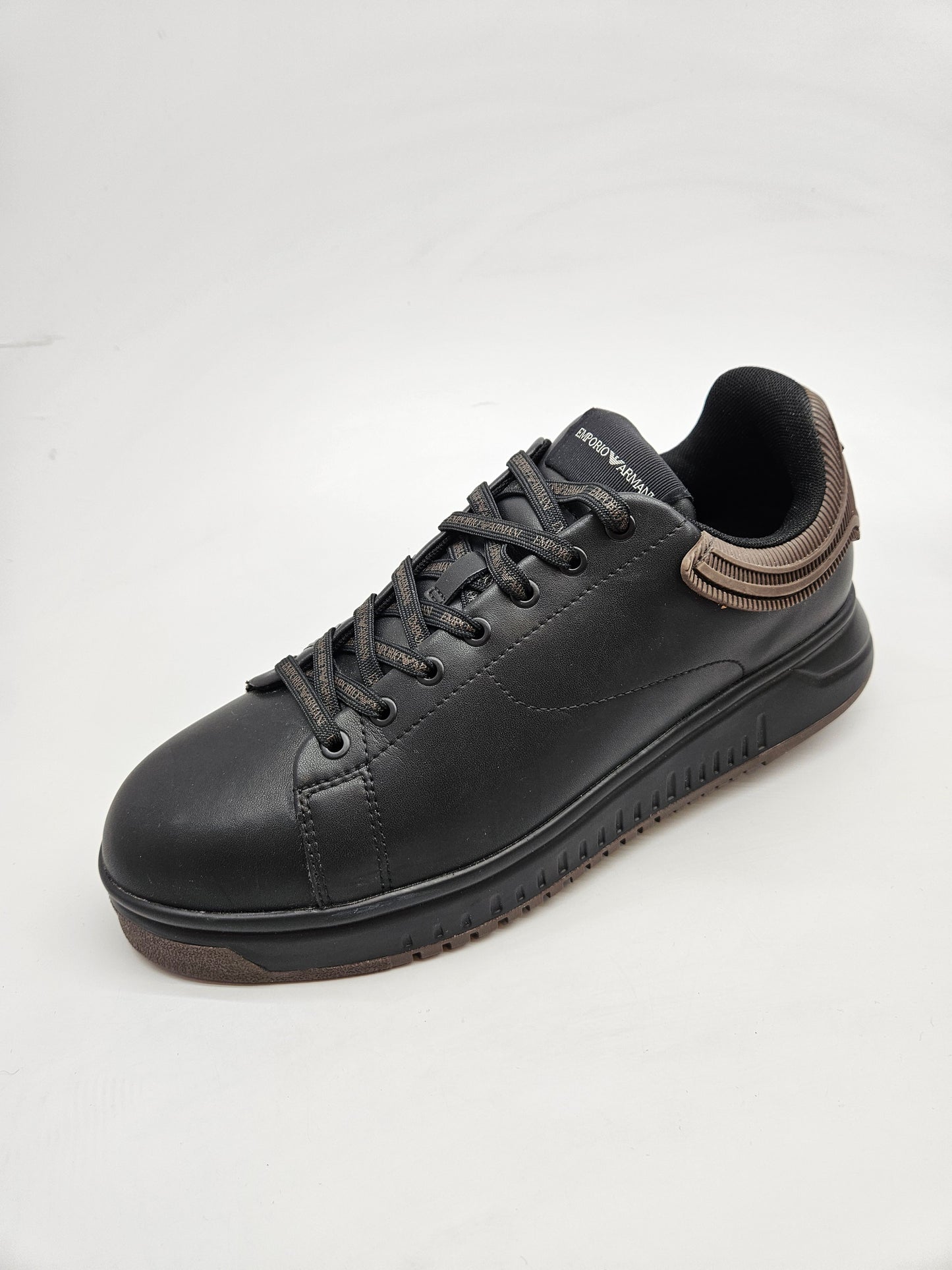 ARMANI ORIGINAL PATIKI BR 43