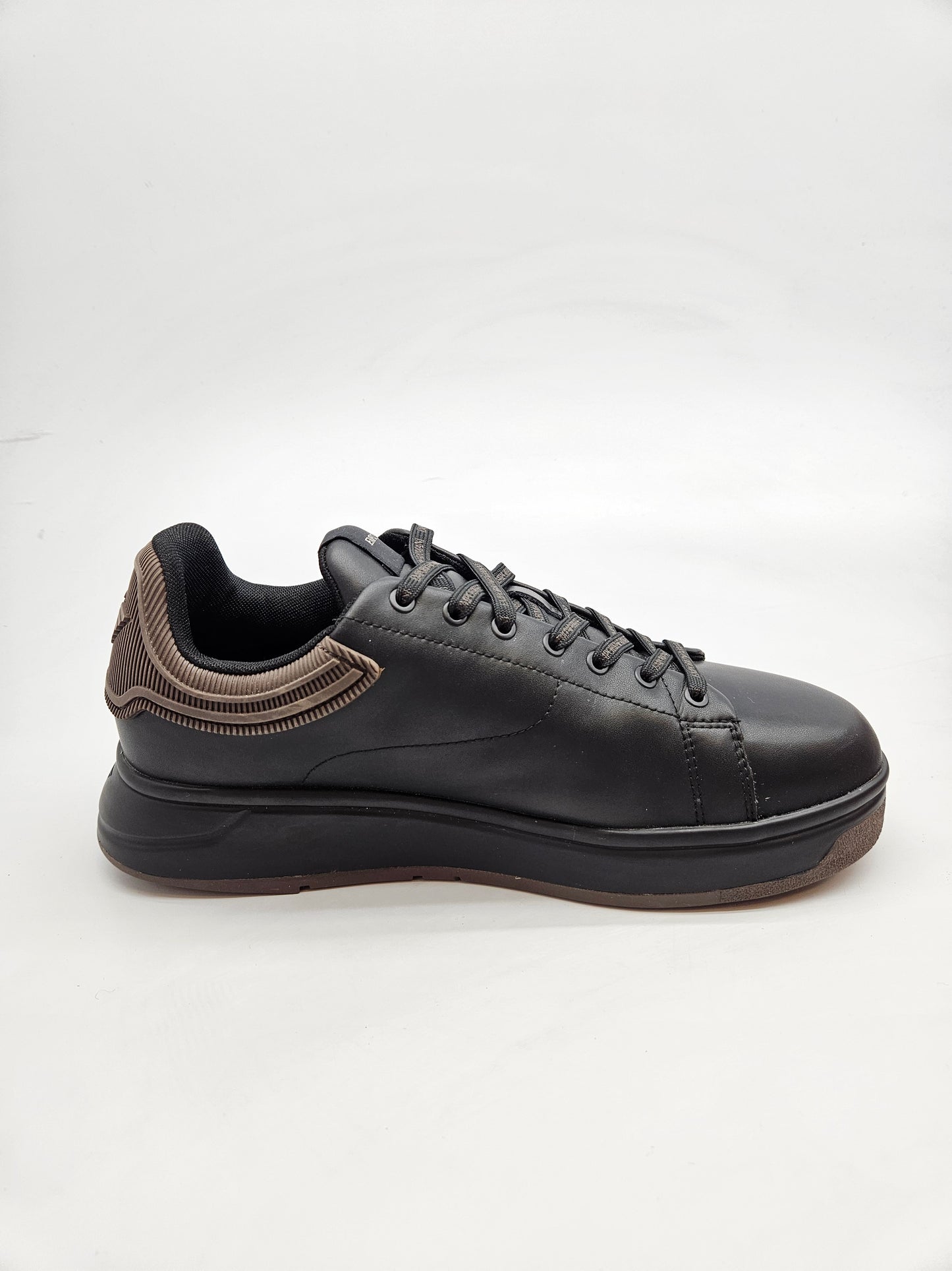 ARMANI ORIGINAL PATIKI BR 43