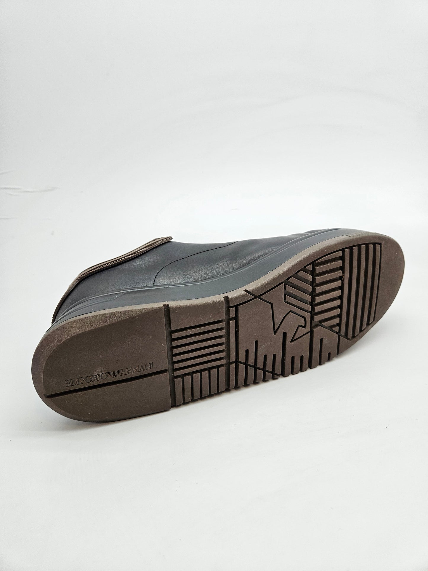 ARMANI ORIGINAL PATIKI BR 43
