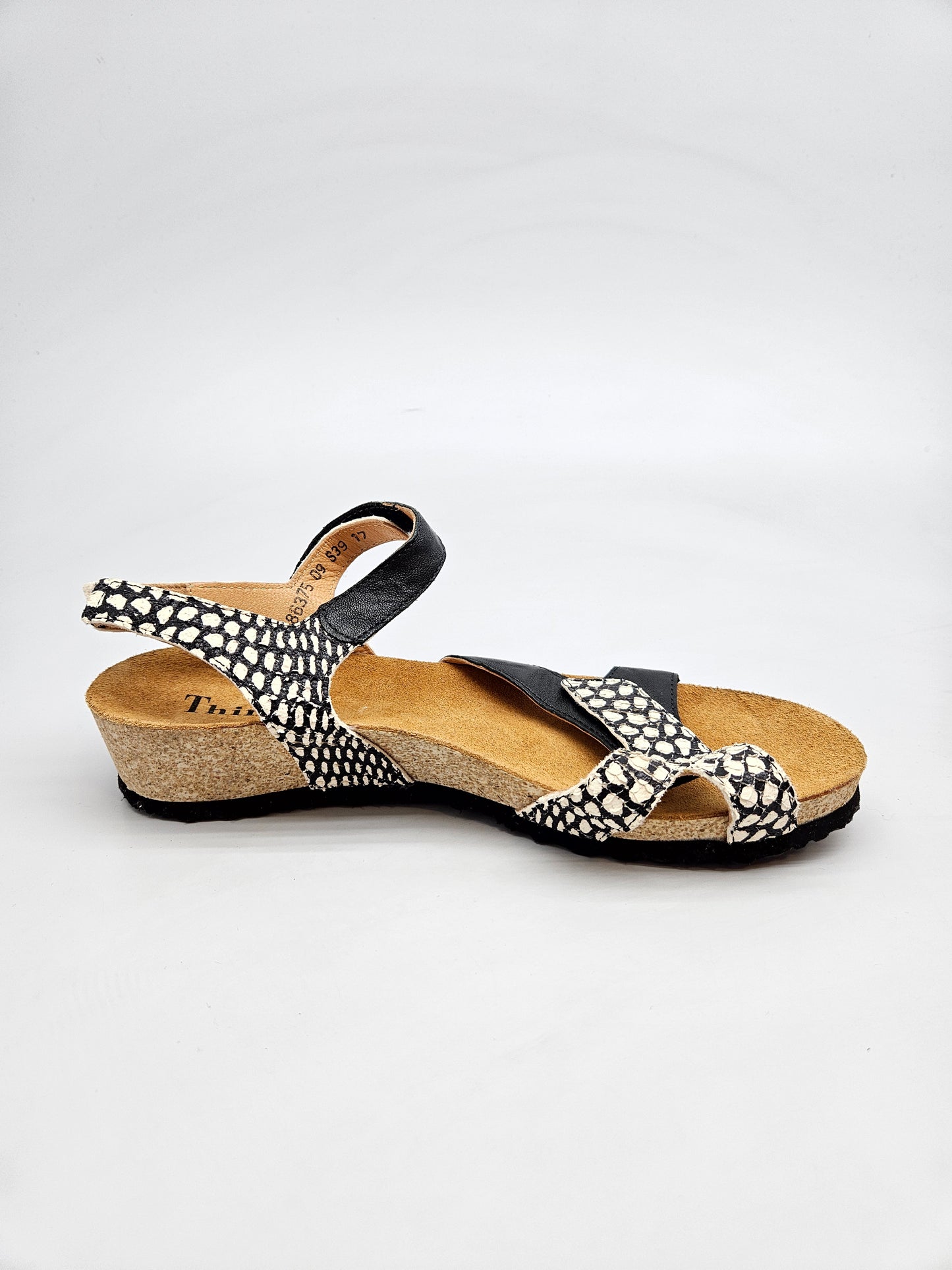 THINK ORIGINAL SANDALI BR 39