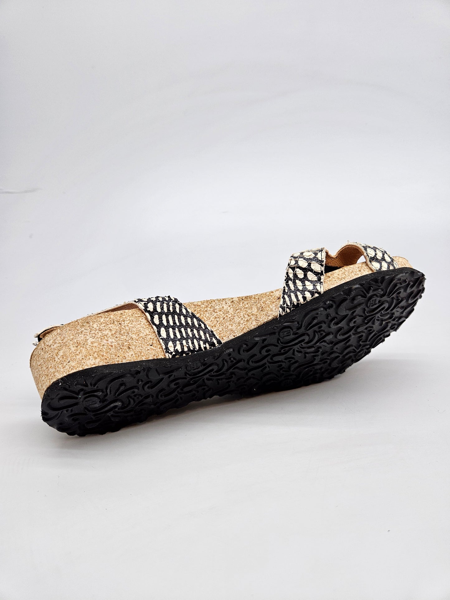 THINK ORIGINAL SANDALI BR 39