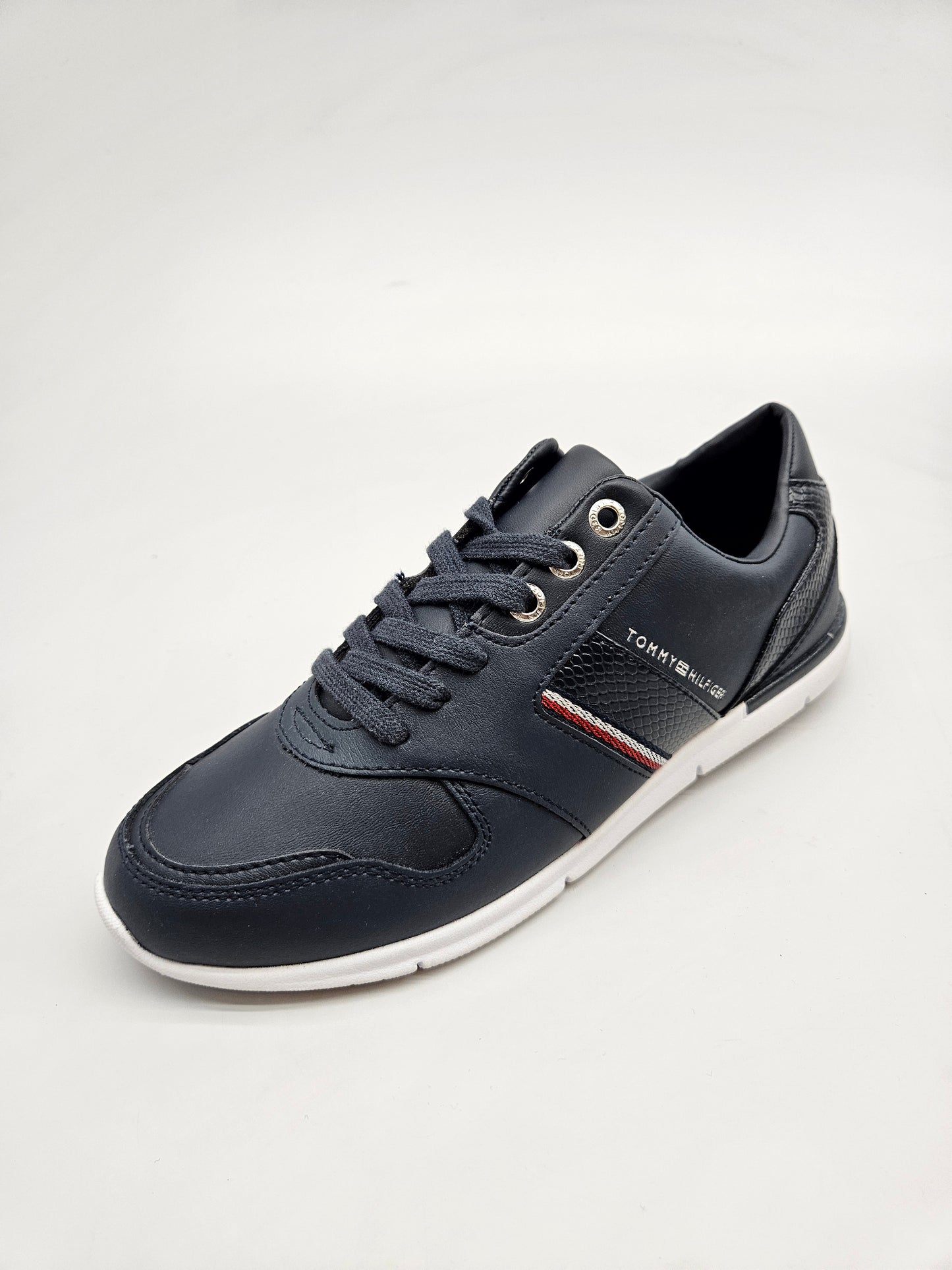 TOMMY HILFIGER NOVI ORIGINAL PATIKI BR 38