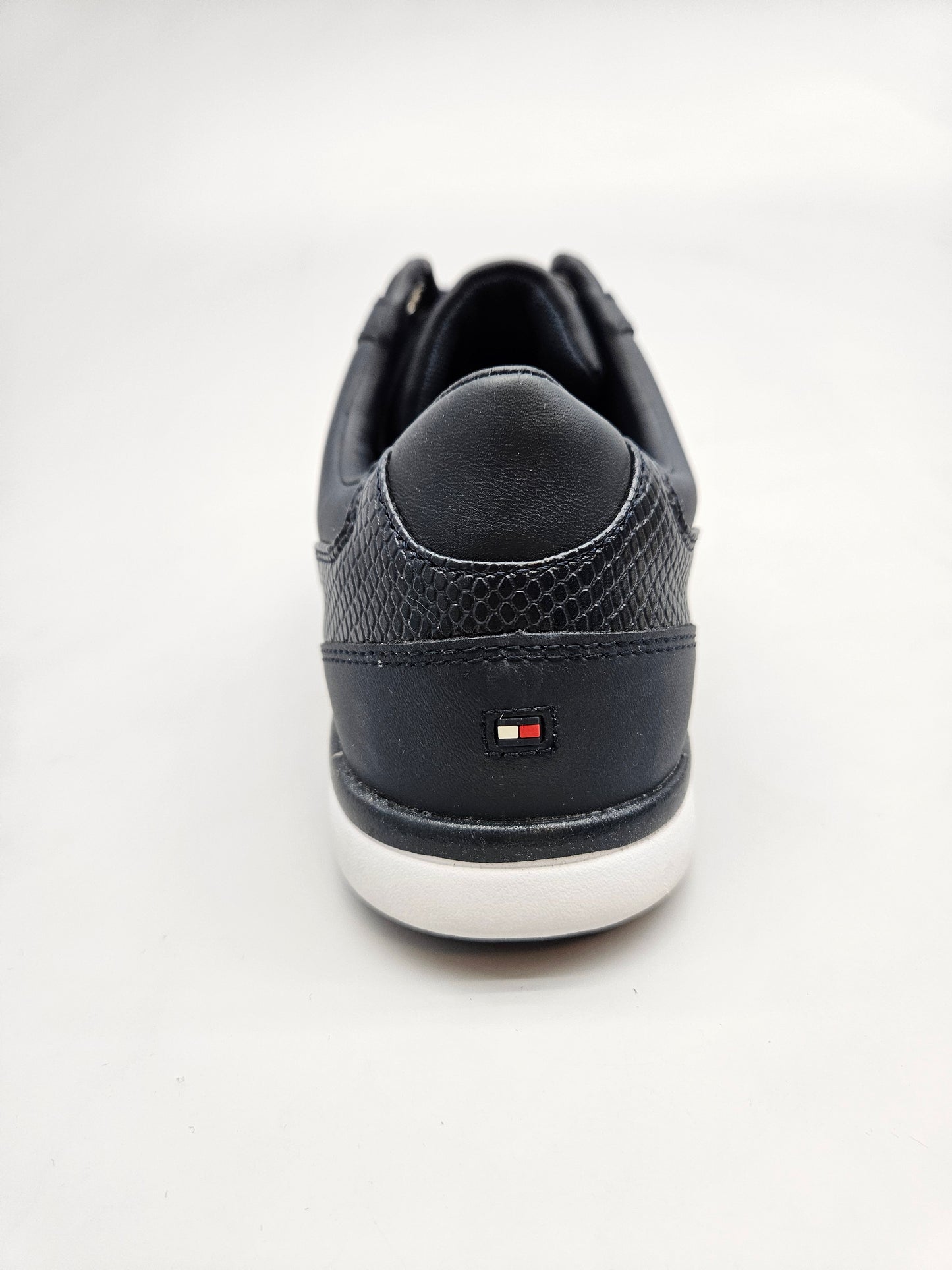 TOMMY HILFIGER NOVI ORIGINAL PATIKI BR 38
