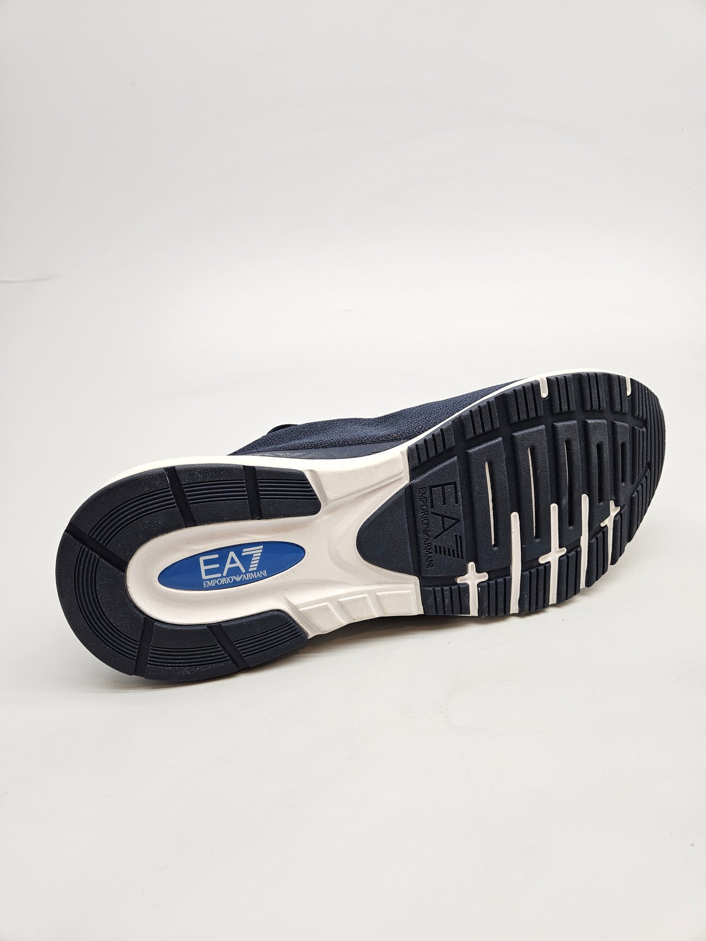 EMPORIO ARMANI ORIGINAL PATIKI BR 42.5