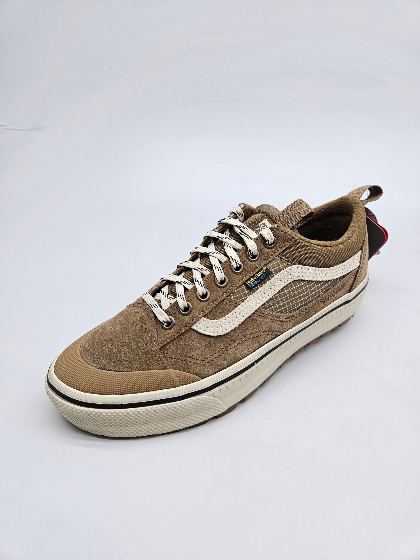 VANS NOVI VODOTPORNI PATIKI BR 41