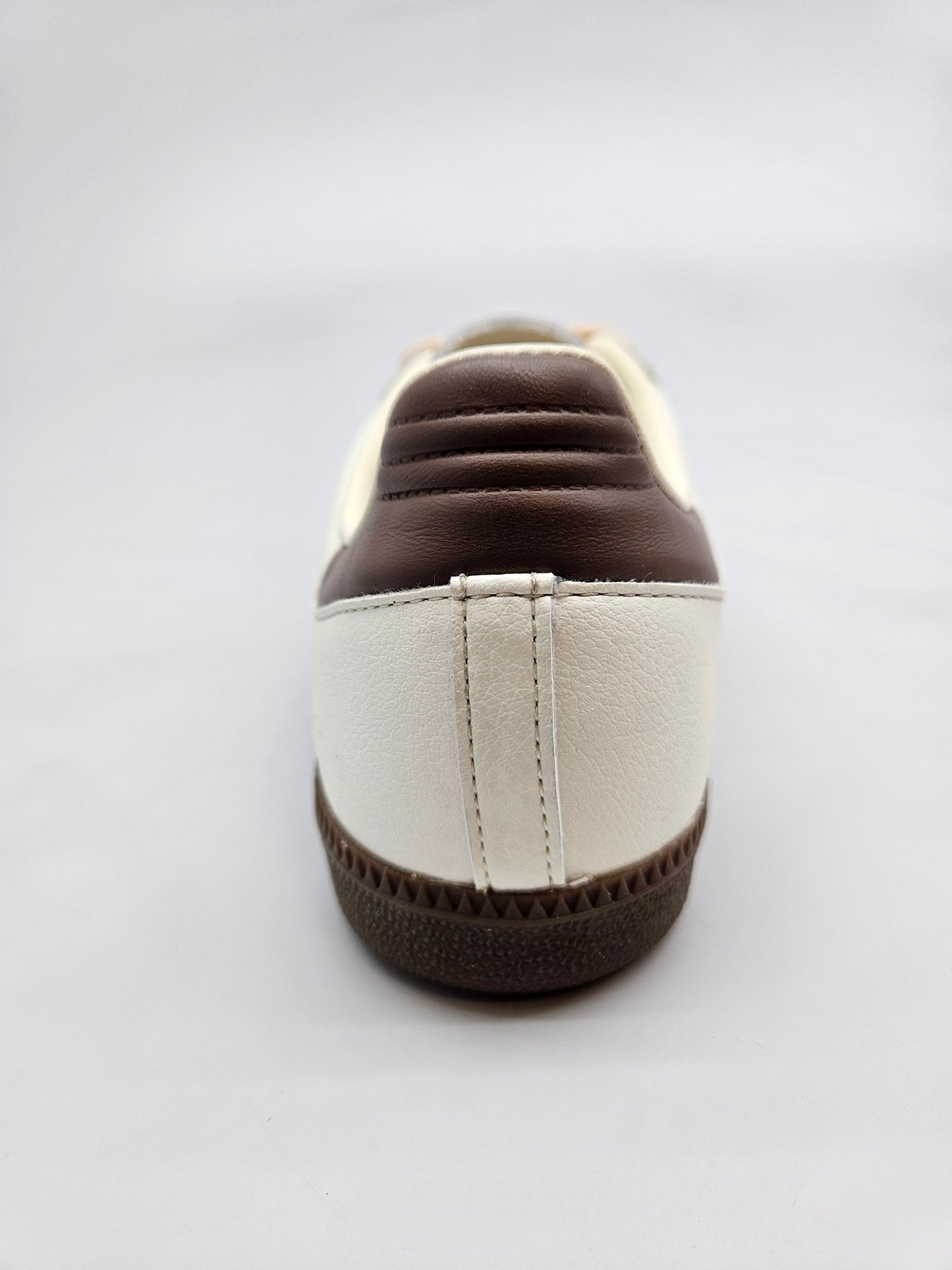 ADIDAS GAZZELE NOVI ORIGINAL PATIKI BR 42