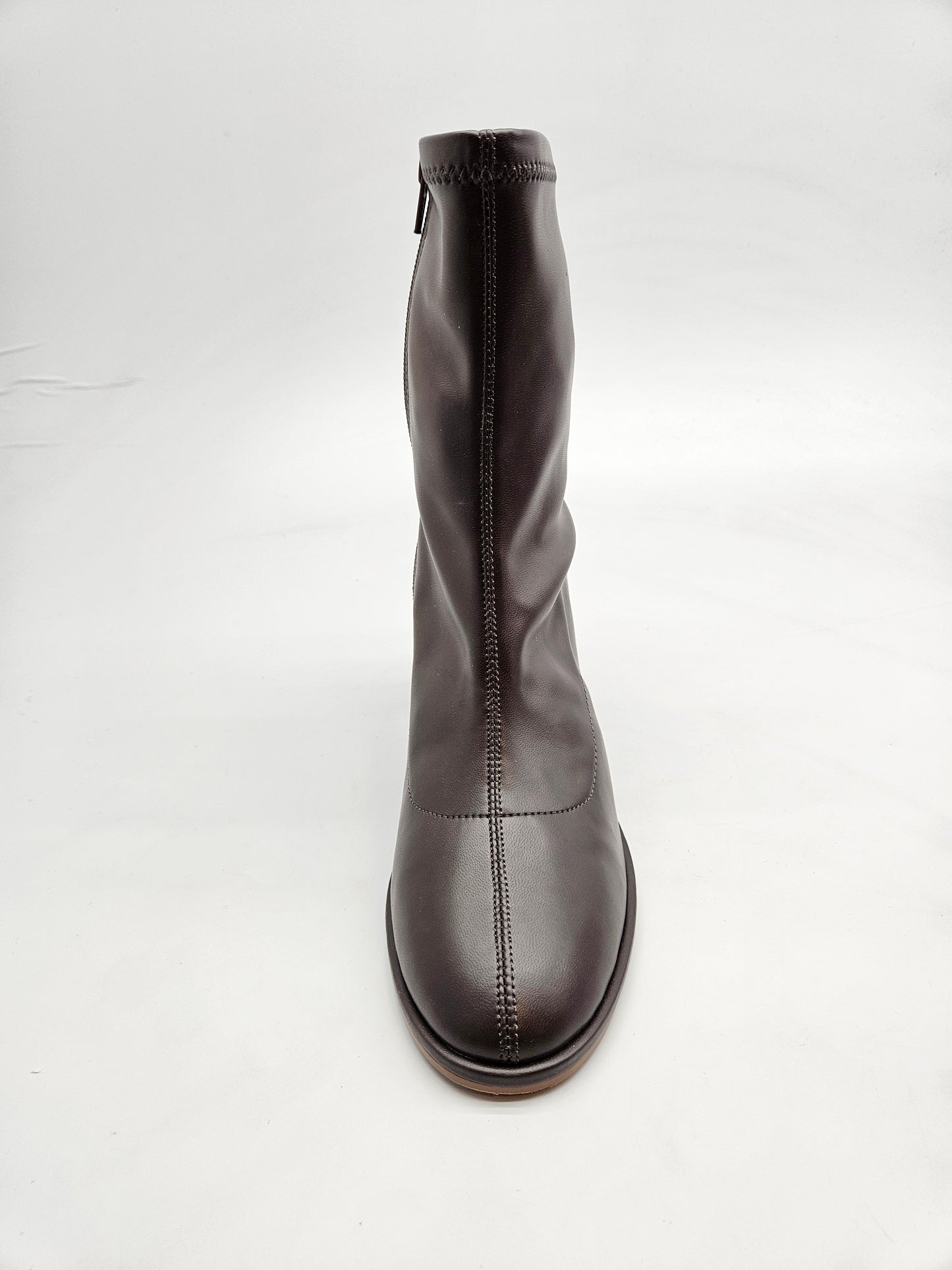 NEXT NOVI ORIGINAL CIZMI BR 38.5