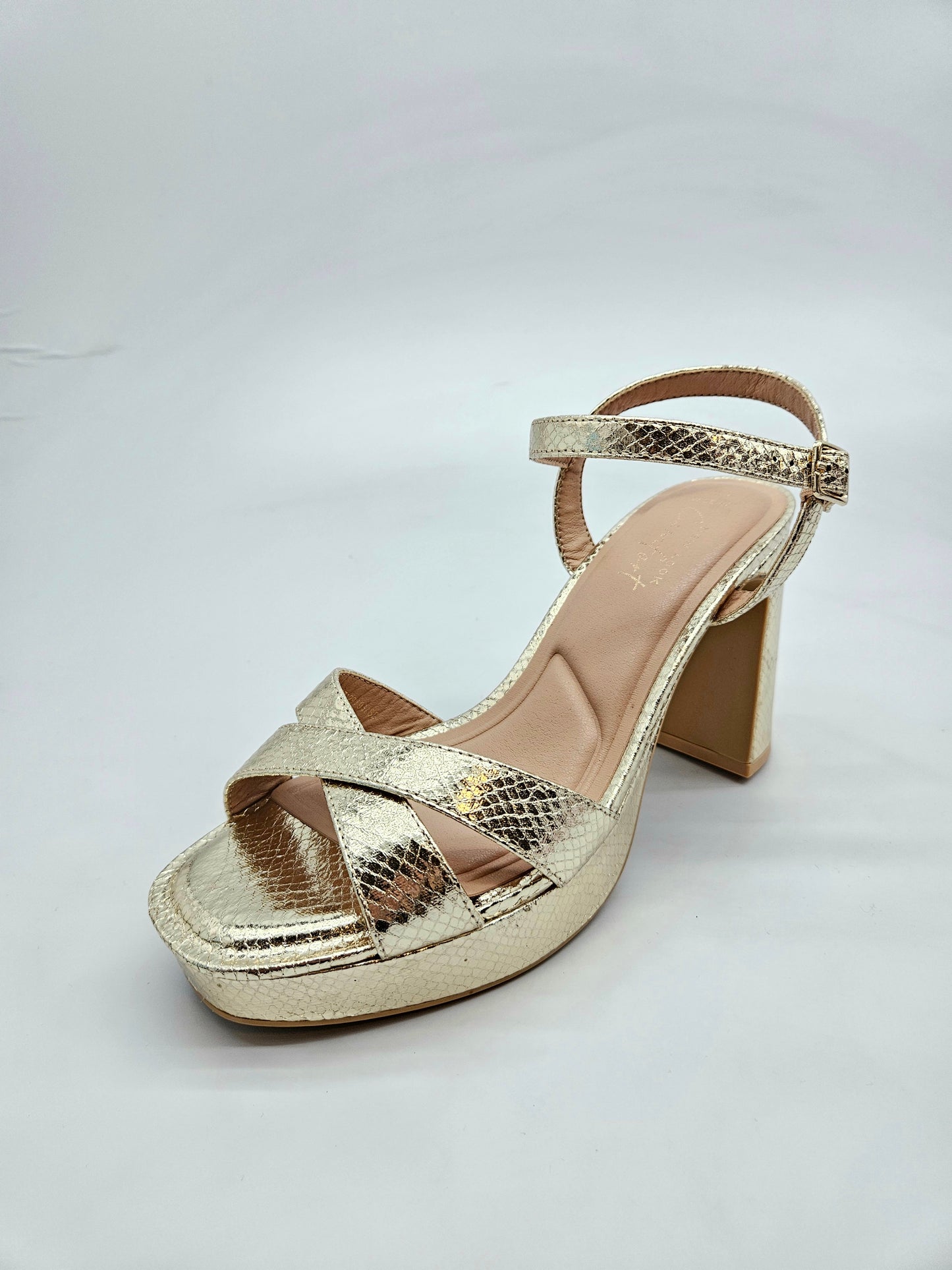 NEW LOOK NOVI ORIGINAL SANDALI BR 40