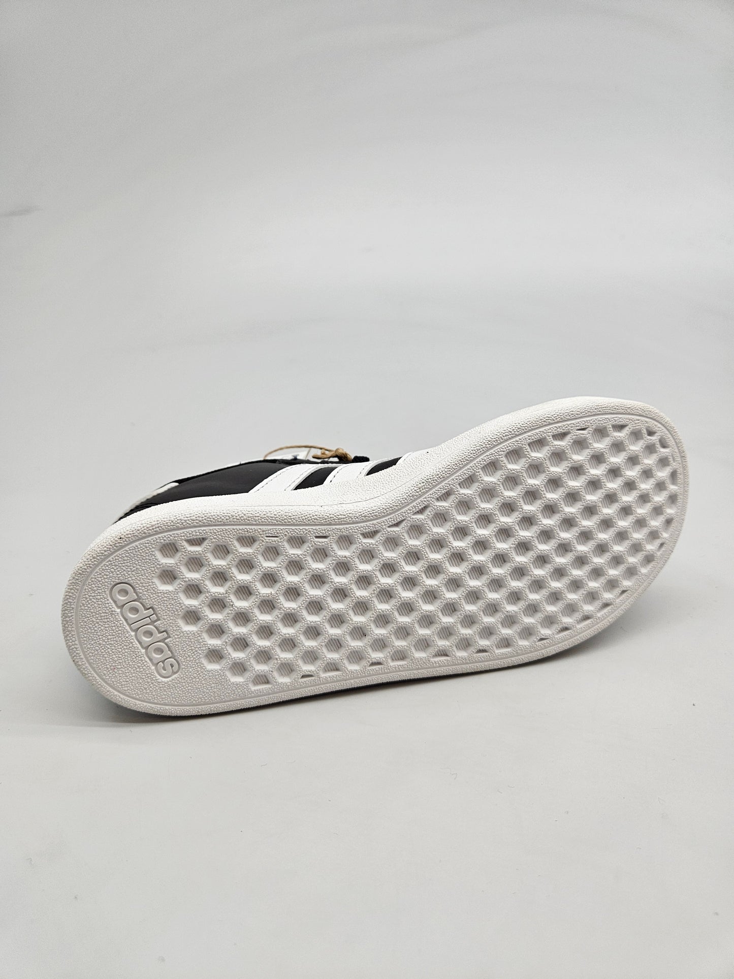ADIDAS NOVI ORIGINAL PATIKI BR 30