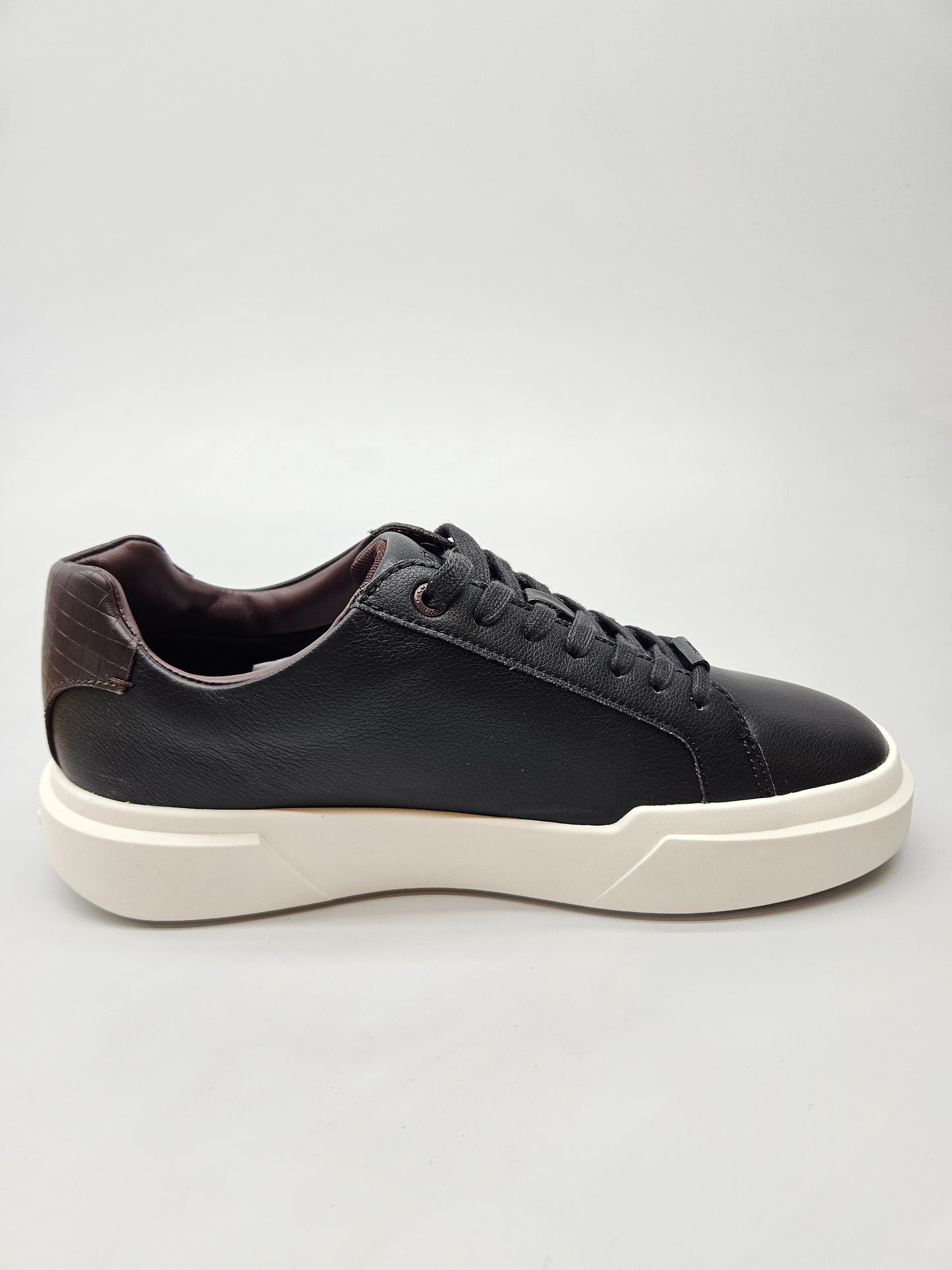 CALVIN KLEIN ORIGINAL NOVI PATIKI BR 41