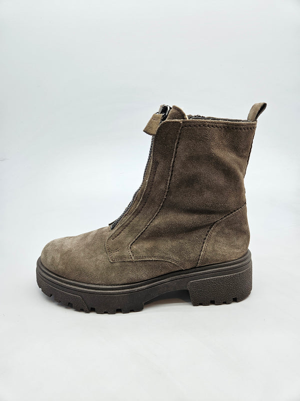 GABOR ORIGINAL KOZNI CIZMI BR 40