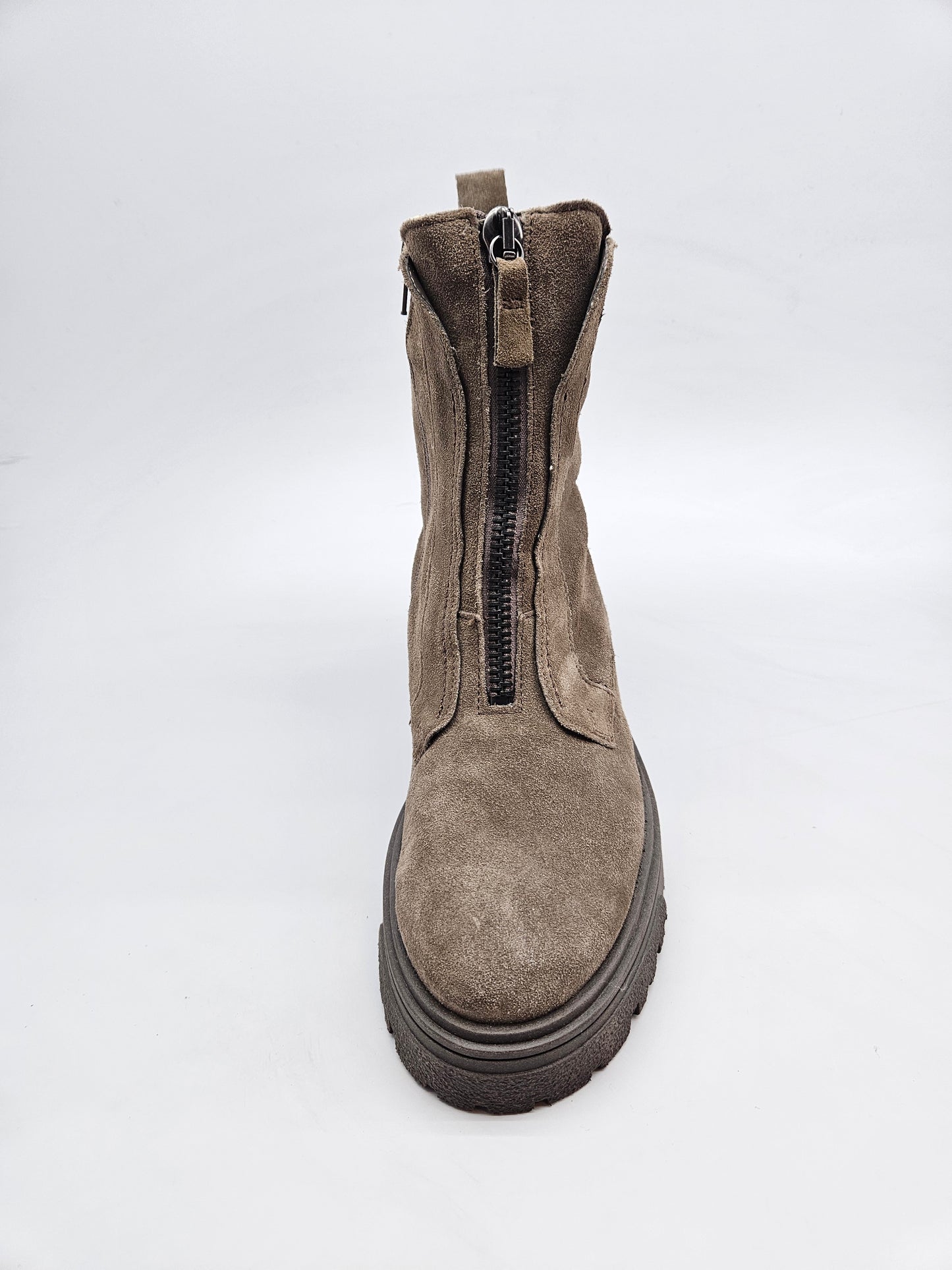 GABOR ORIGINAL KOZNI CIZMI BR 40