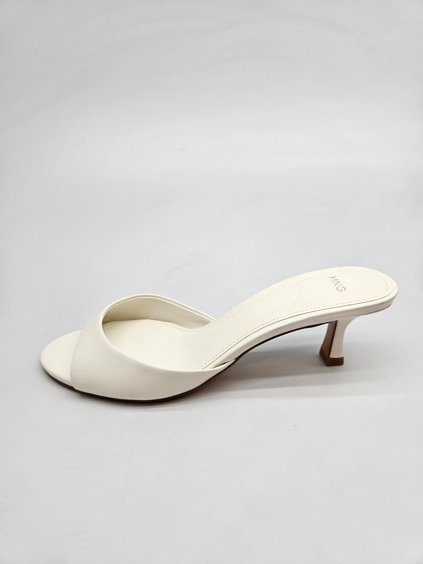 MANGO NOVI ORIGINAL SANDALI BR 37