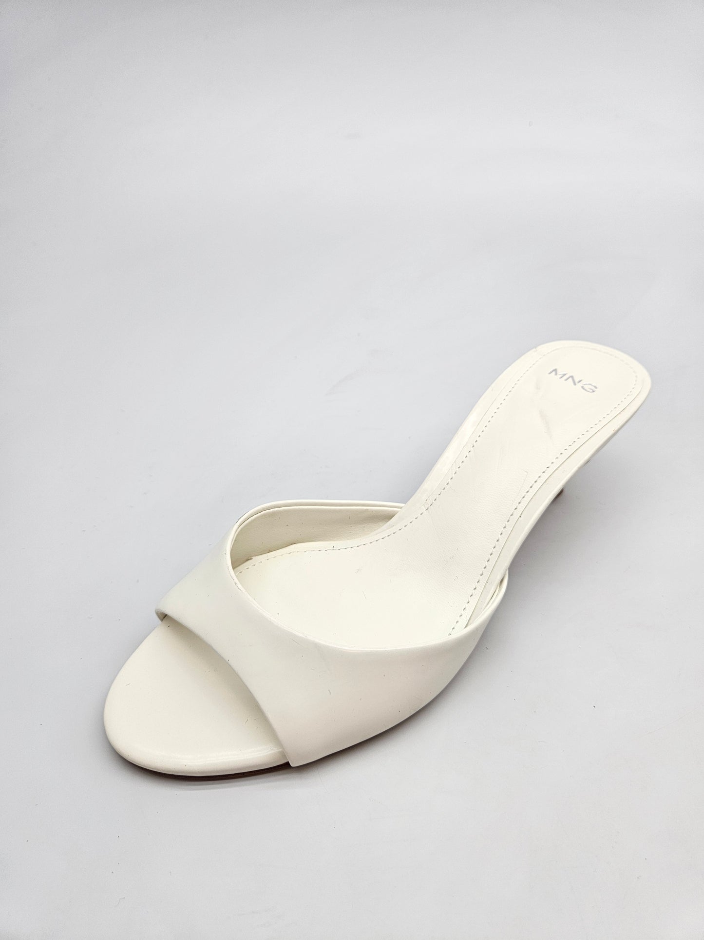 MANGO NOVI ORIGINAL SANDALI BR 37