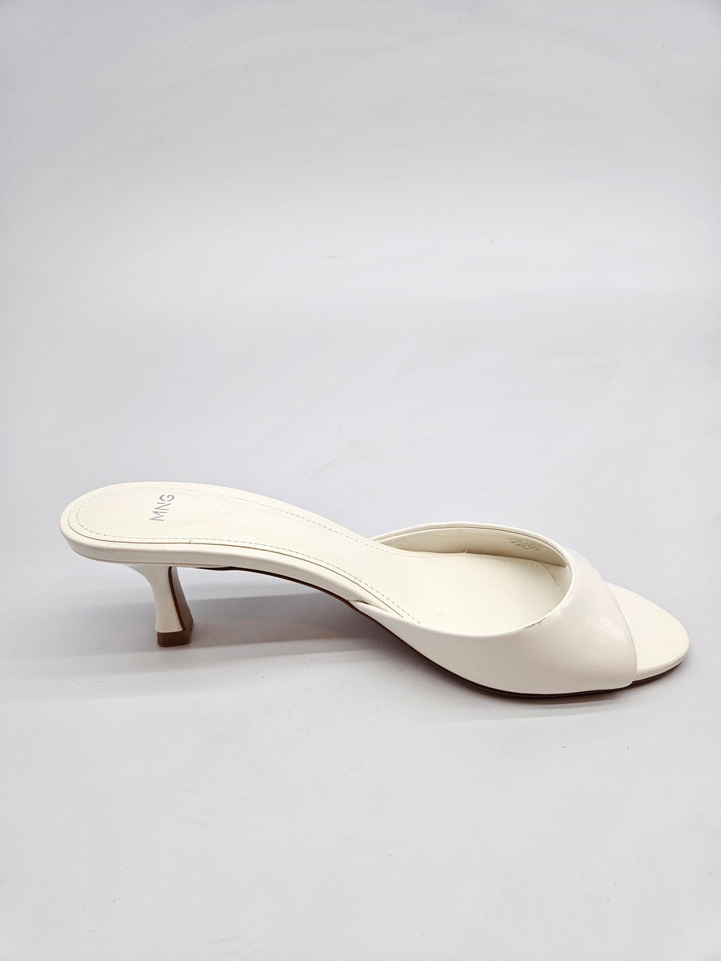 MANGO NOVI ORIGINAL SANDALI BR 37