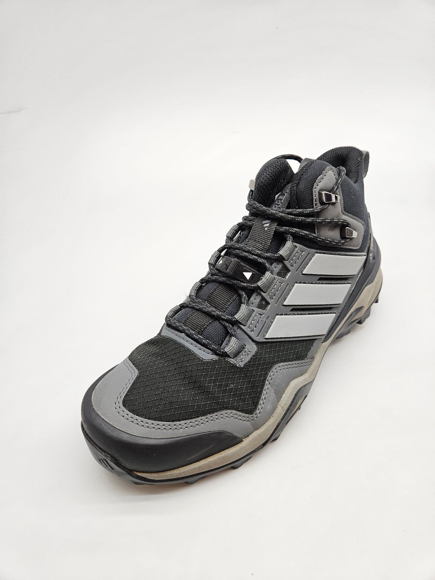 ADIDAS TERREX VODOTPORNI CIZMI BR 38.5