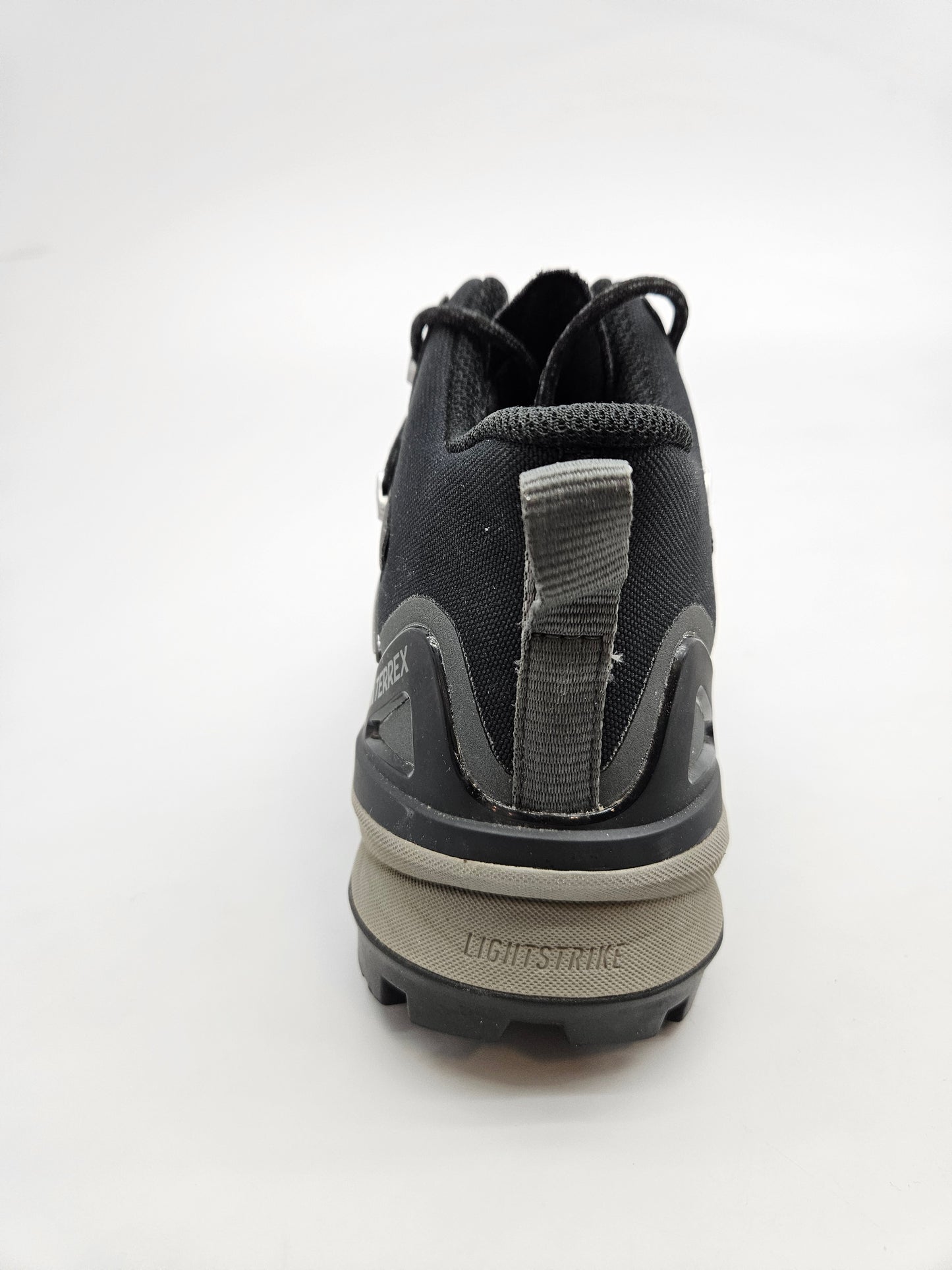 ADIDAS TERREX VODOTPORNI CIZMI BR 38.5