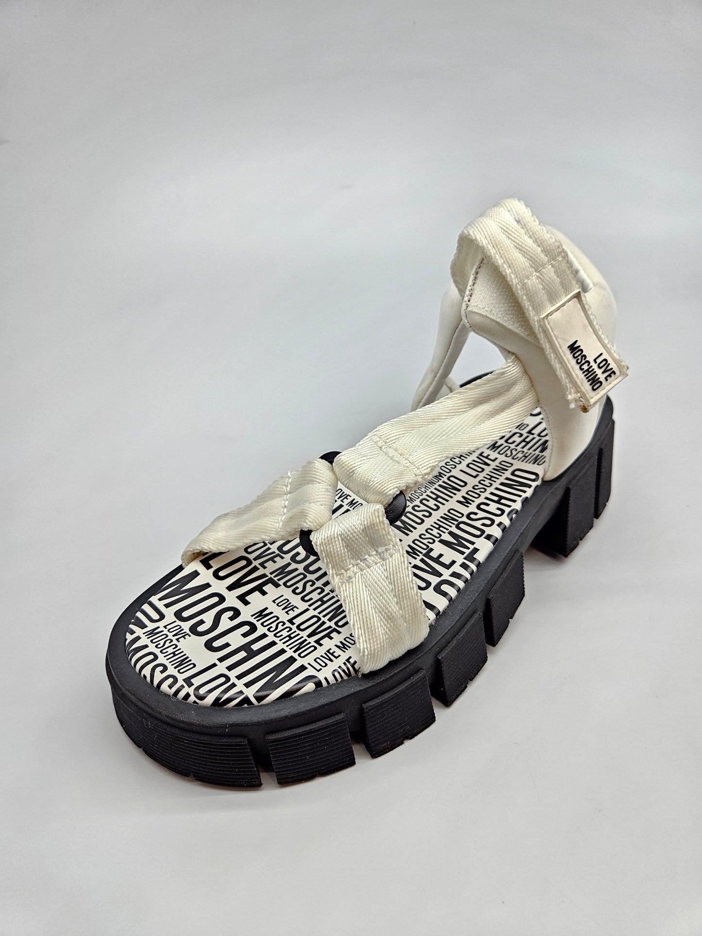 LOVE MOSCHINO ORIGINAL SANDALI BR 39