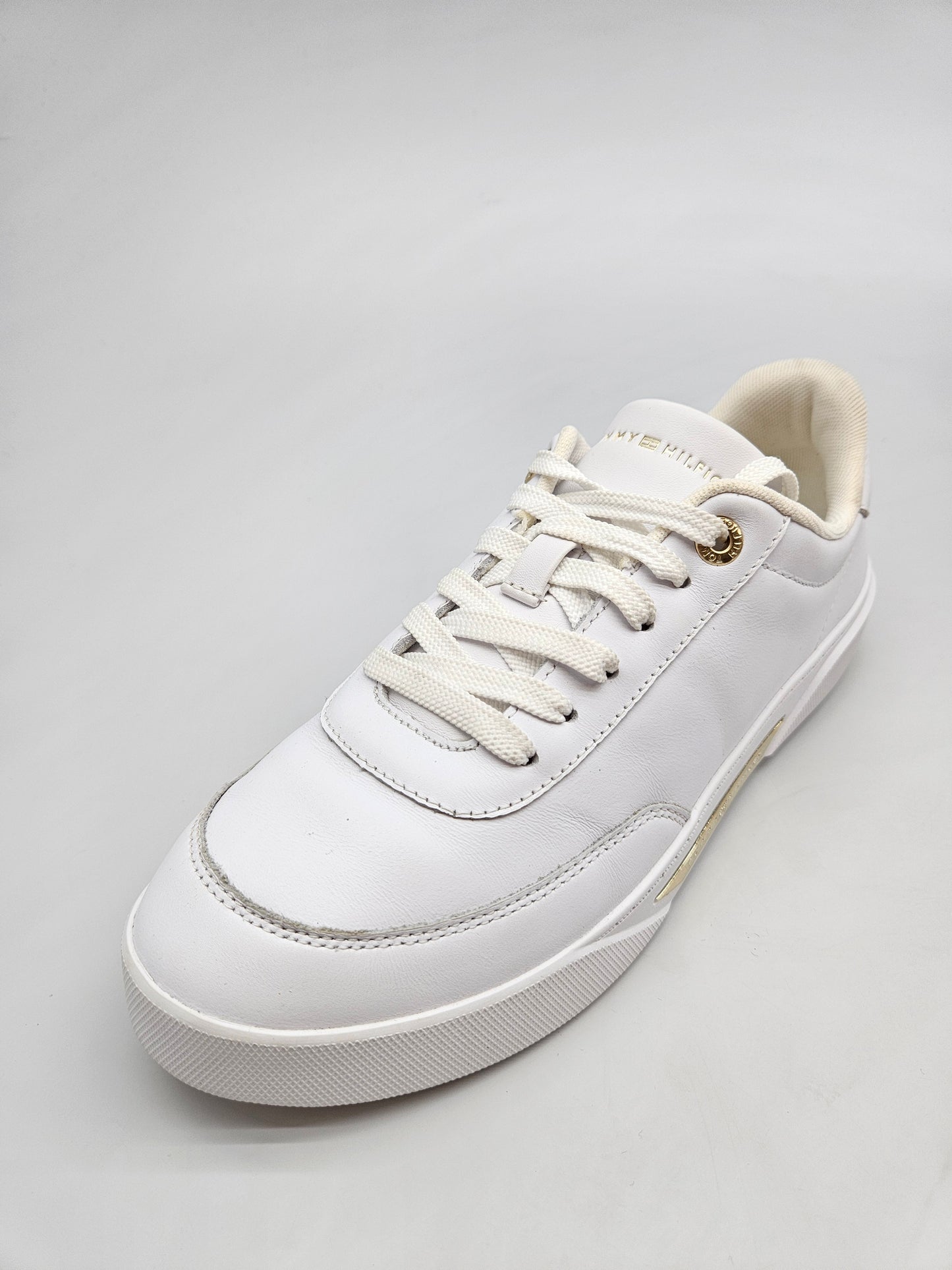 TOMMY HILFIGER ORIGINAL PATIKI BR 40
