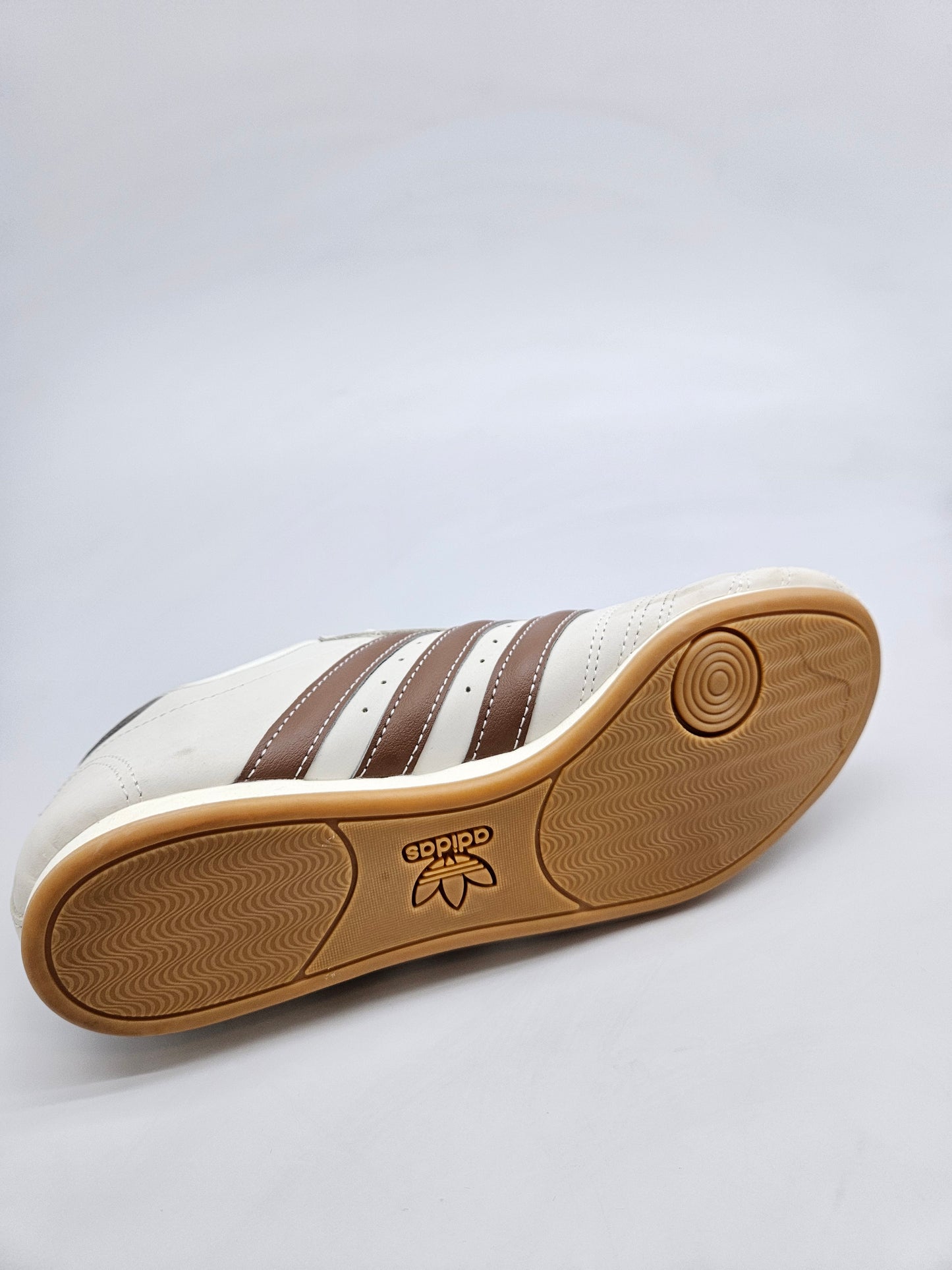 ADIDAS NOVI ORIGINAL PATIKI BR 39