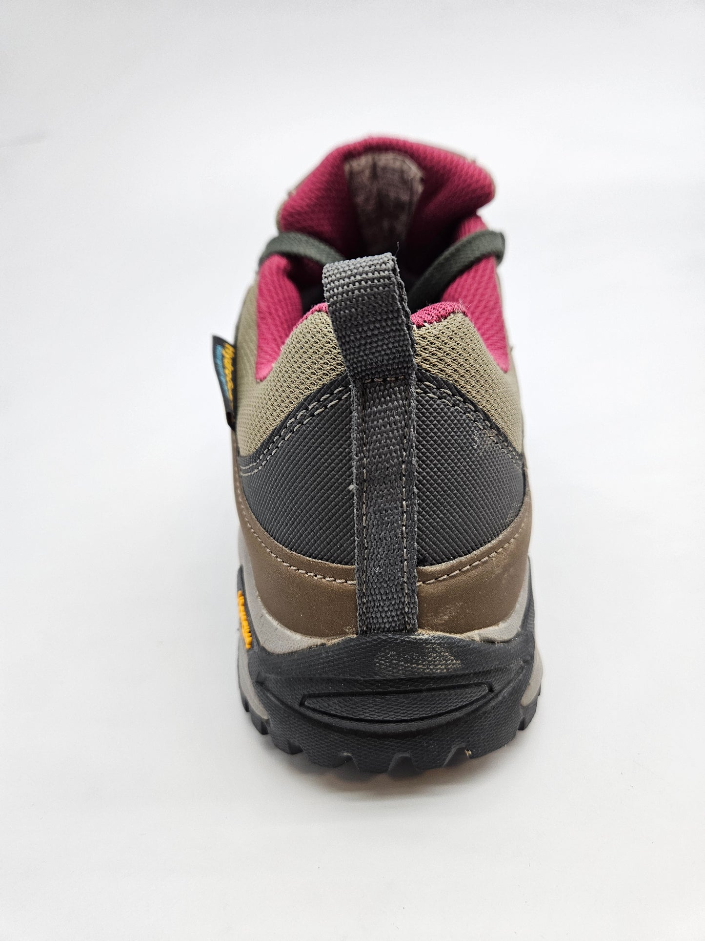 TRESPASS VIBRAM ORIGINAL VODOTPORNI PATIKI BR 40