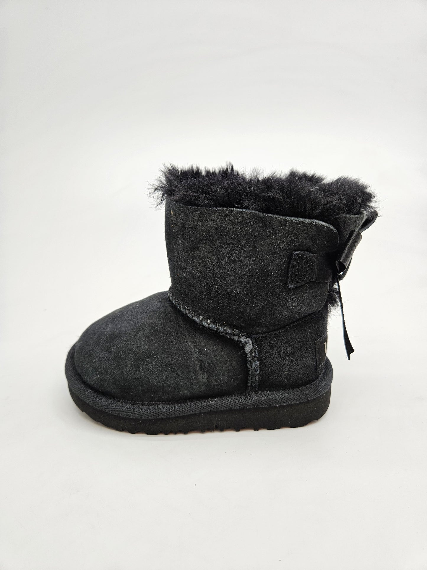 UGG AUSTRALIA ORIGINAL KOZNI CIZMI BR 22