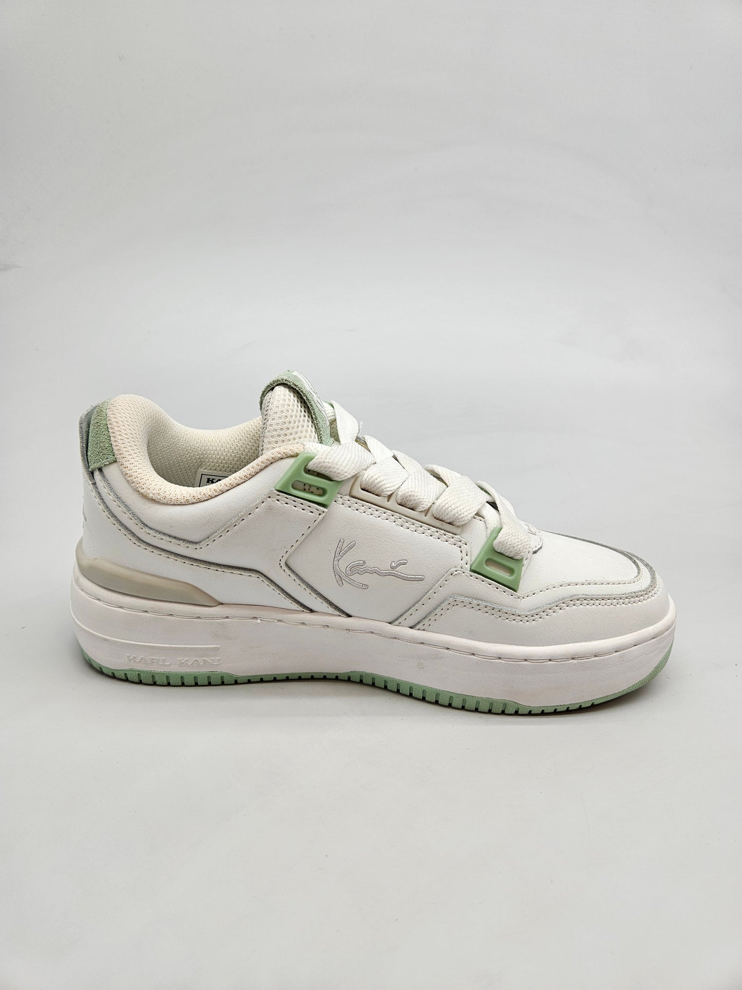 KARL KANI ORIGINAL PATIKI BR 37.5