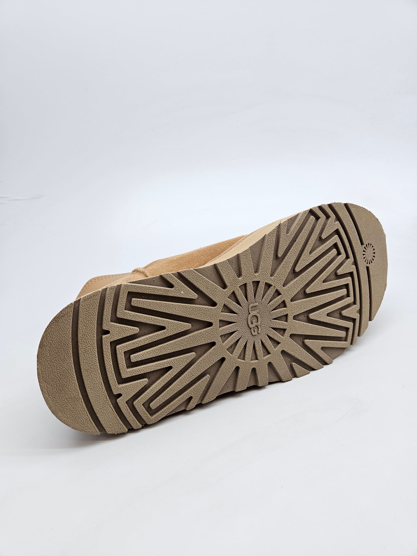 UGG AUSTRALIA ORIGINAL KOZNI CIZMI BR 41