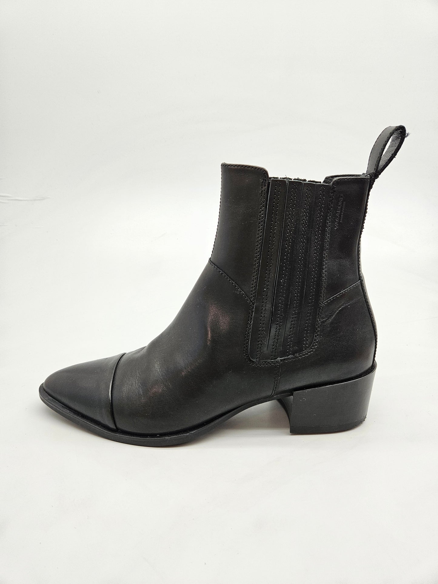 VAGABOND ORIGINAL CIZMI BR 39