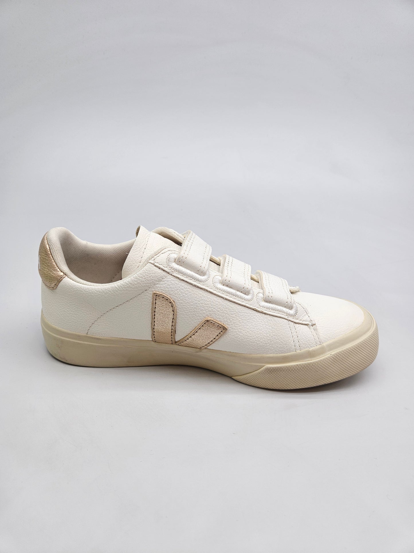 VEJA ORIGINAL PATIKI BR 36