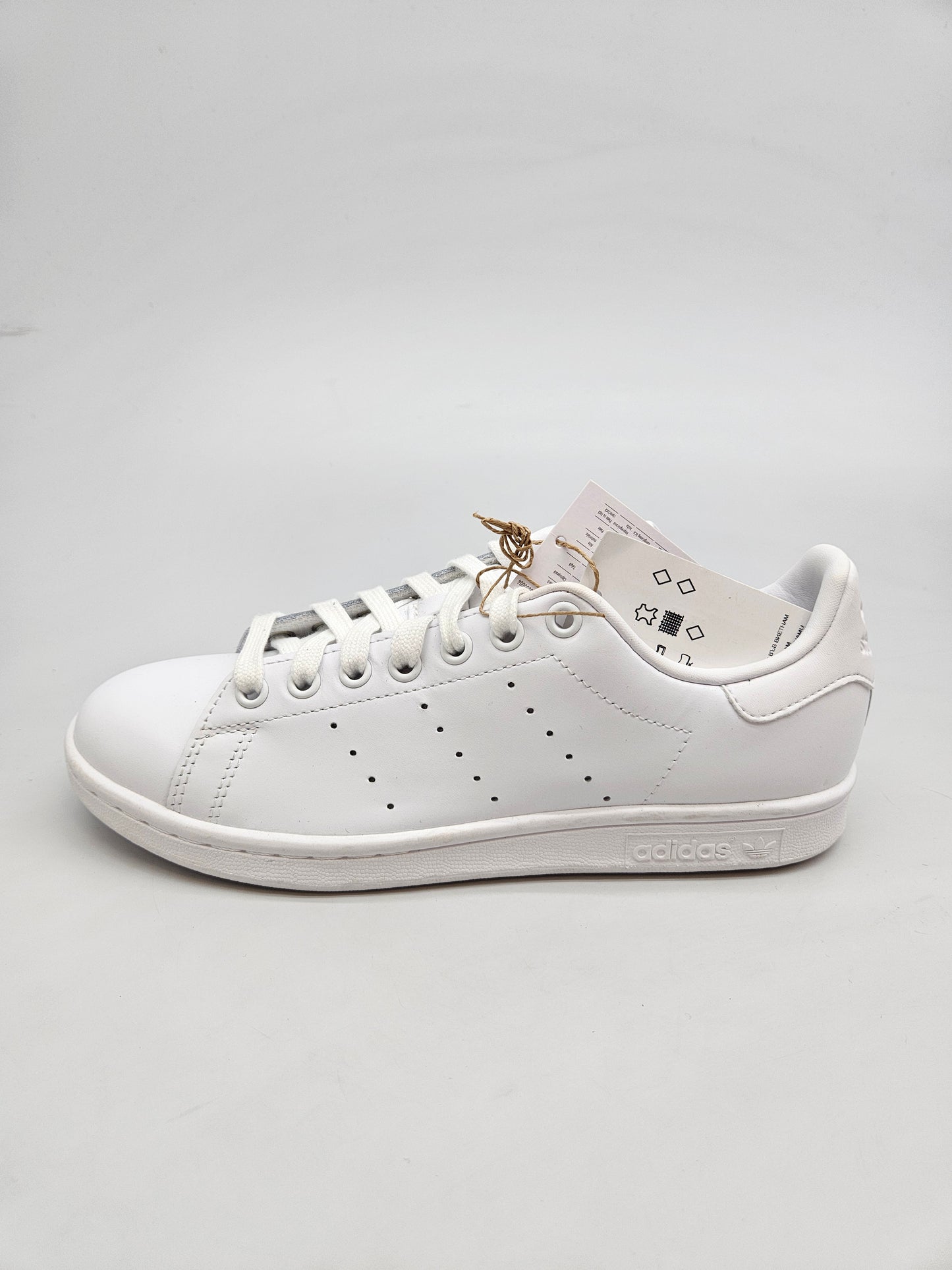ADIDAS NOVI ORIGINAL PATIKI BR 38.5