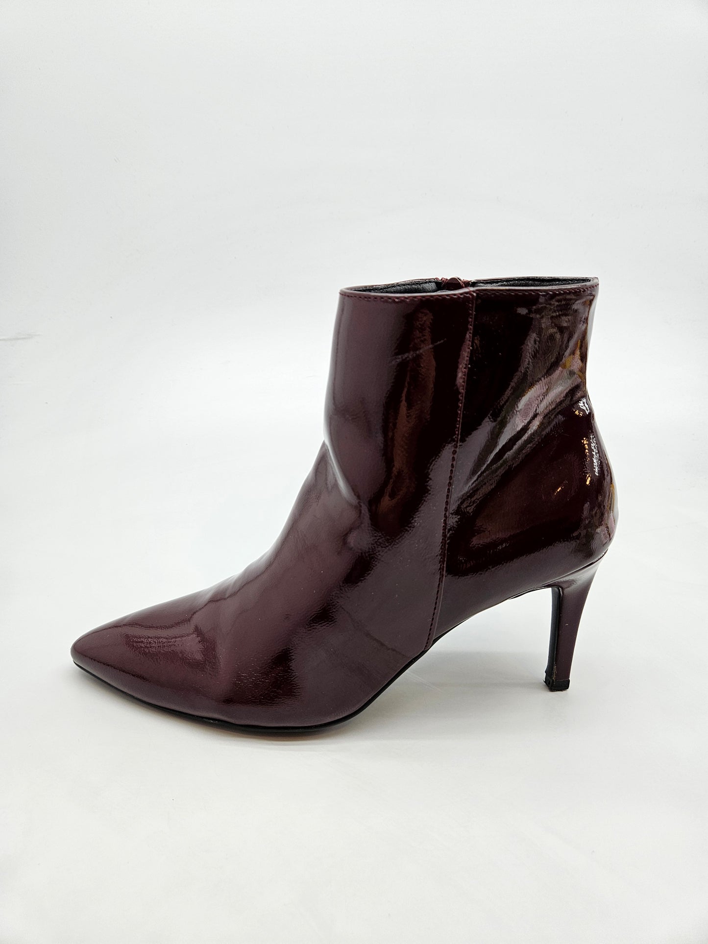 NEW LOOK NOVI ORIGINAL ORIGINAL CIZMI BR 39