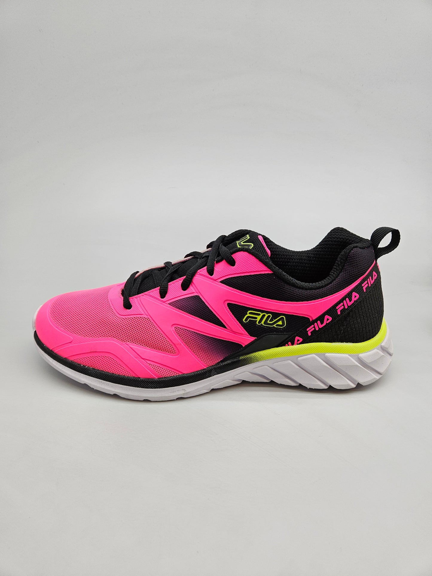 FILA NOVI ORIGINAL PATIKI BR 42.5