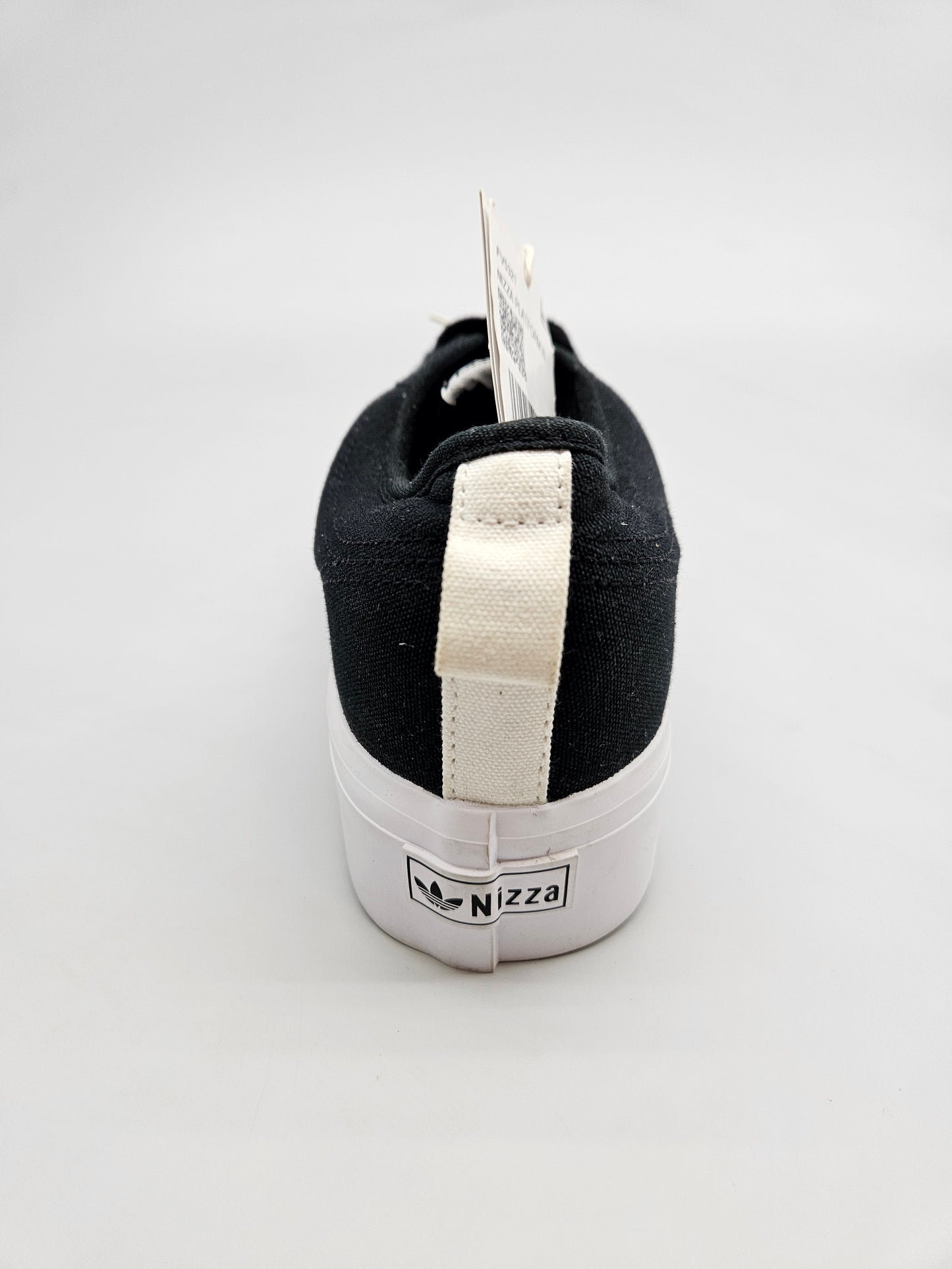ADIDAS NOVI ORIGINAL PATIKI BR 44