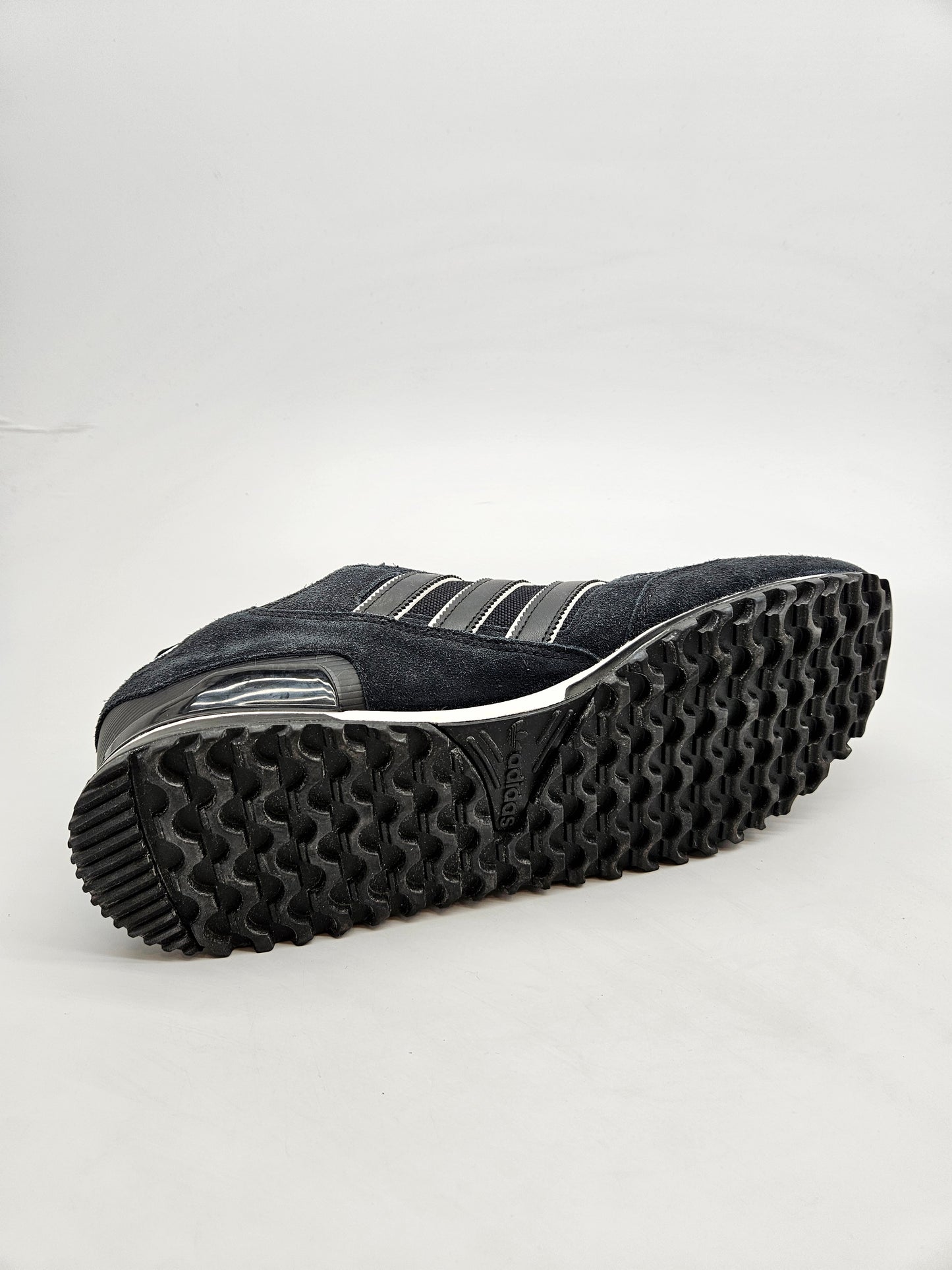 ADIDAS NOVI ORIGINAL PATIKI BR 45