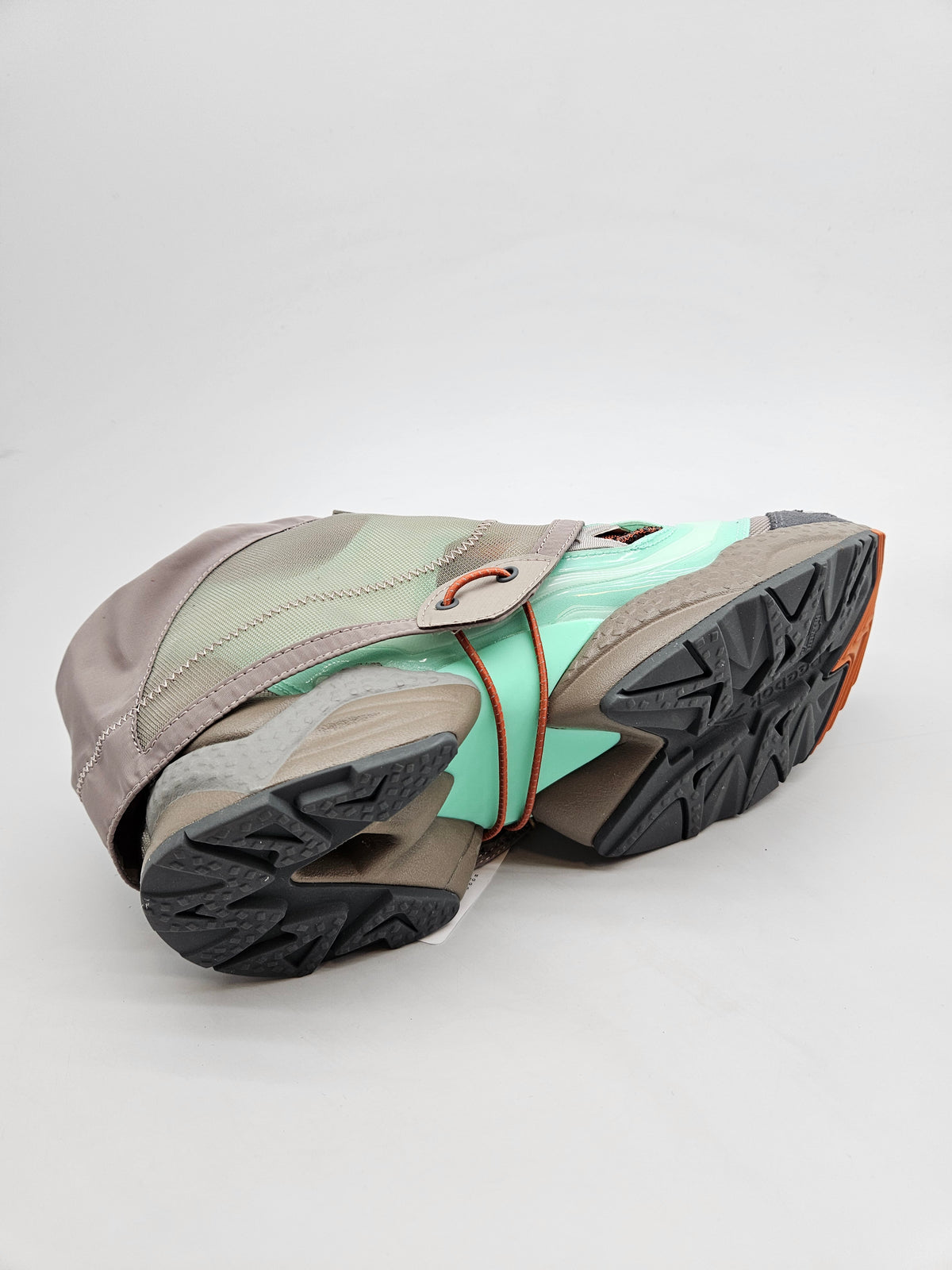 REEBOK NOVI ORIGINAL PATIKI BR 41