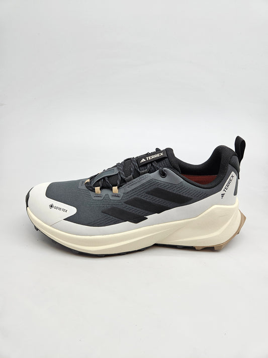 ADIDAS GORETEX ORIGINAL NOVI PATIKI BR 43