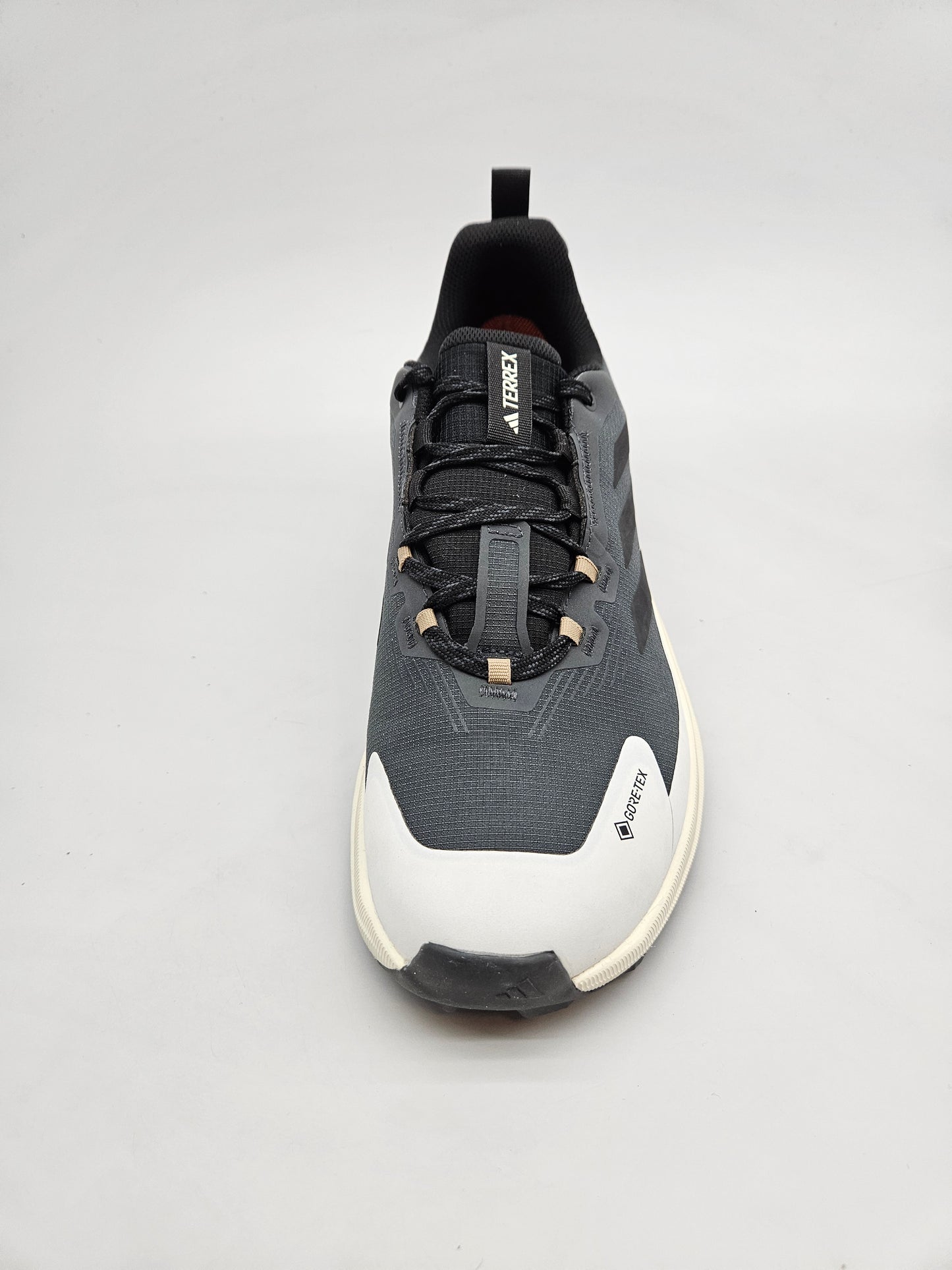 ADIDAS GORETEX ORIGINAL NOVI PATIKI BR 43