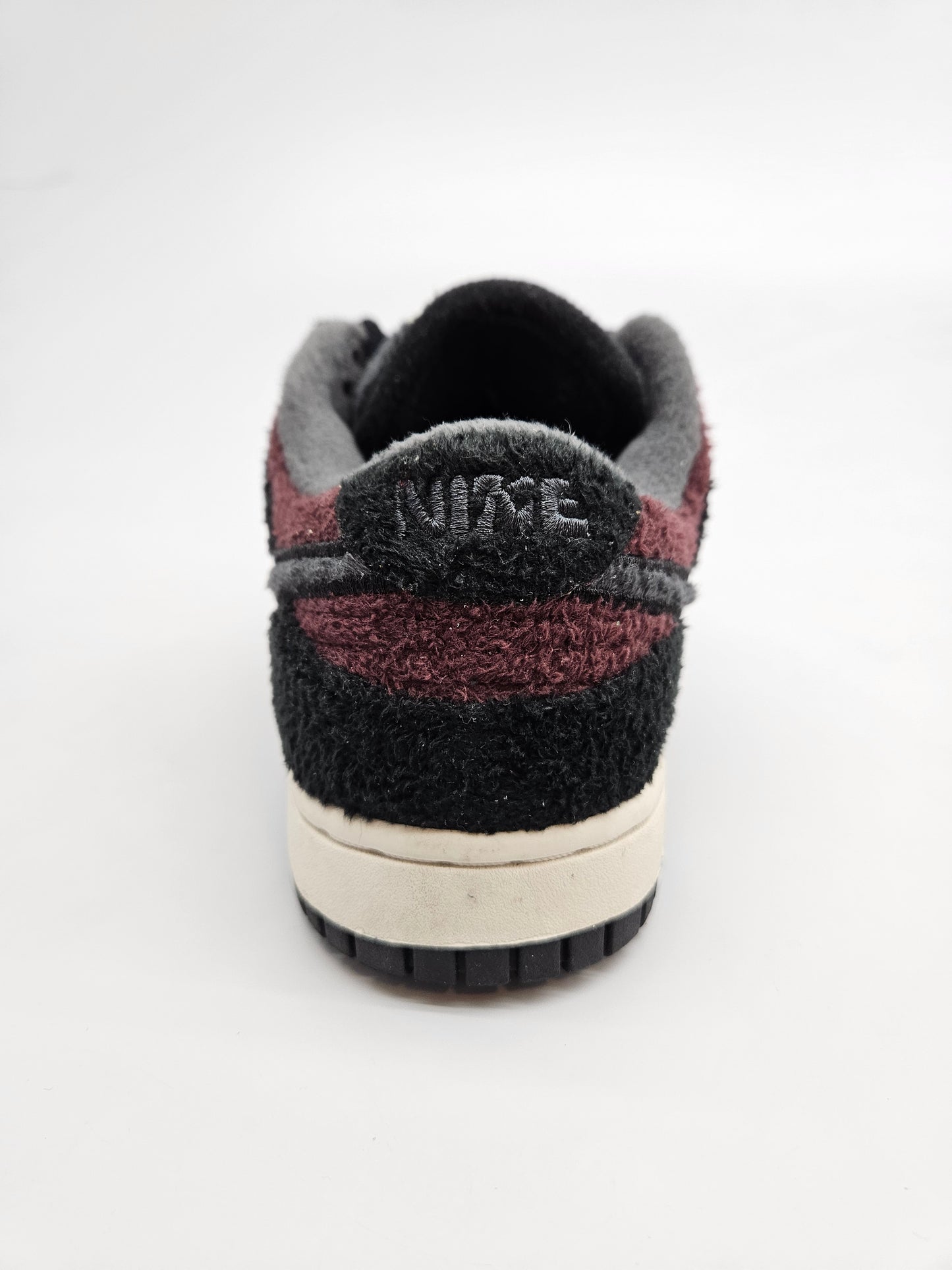 NIKE NOVI ORIGINAL PATIKI BR 39