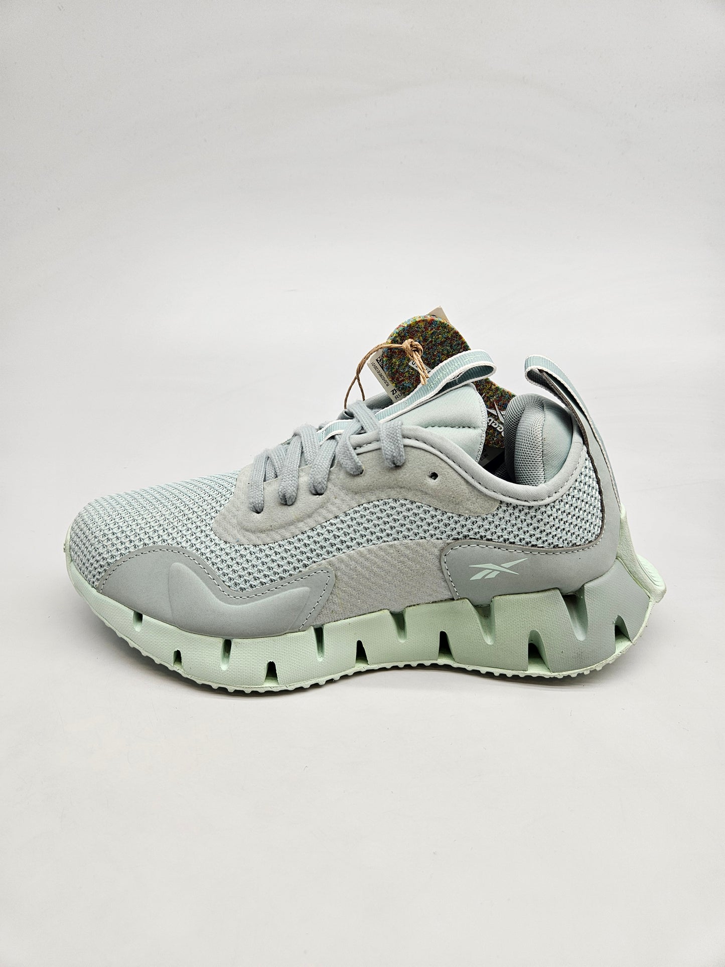 REEBOK NOVI ORIGINAL PATIKI BR 35.5