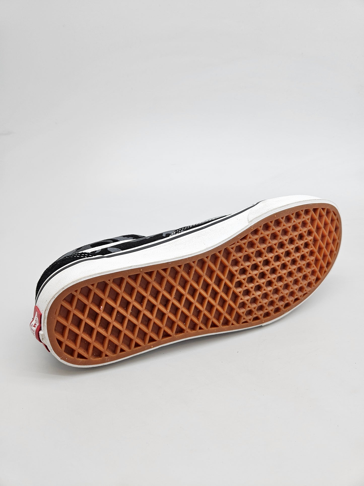 VANS NOVI ORIGINAL PATIKI BR 39