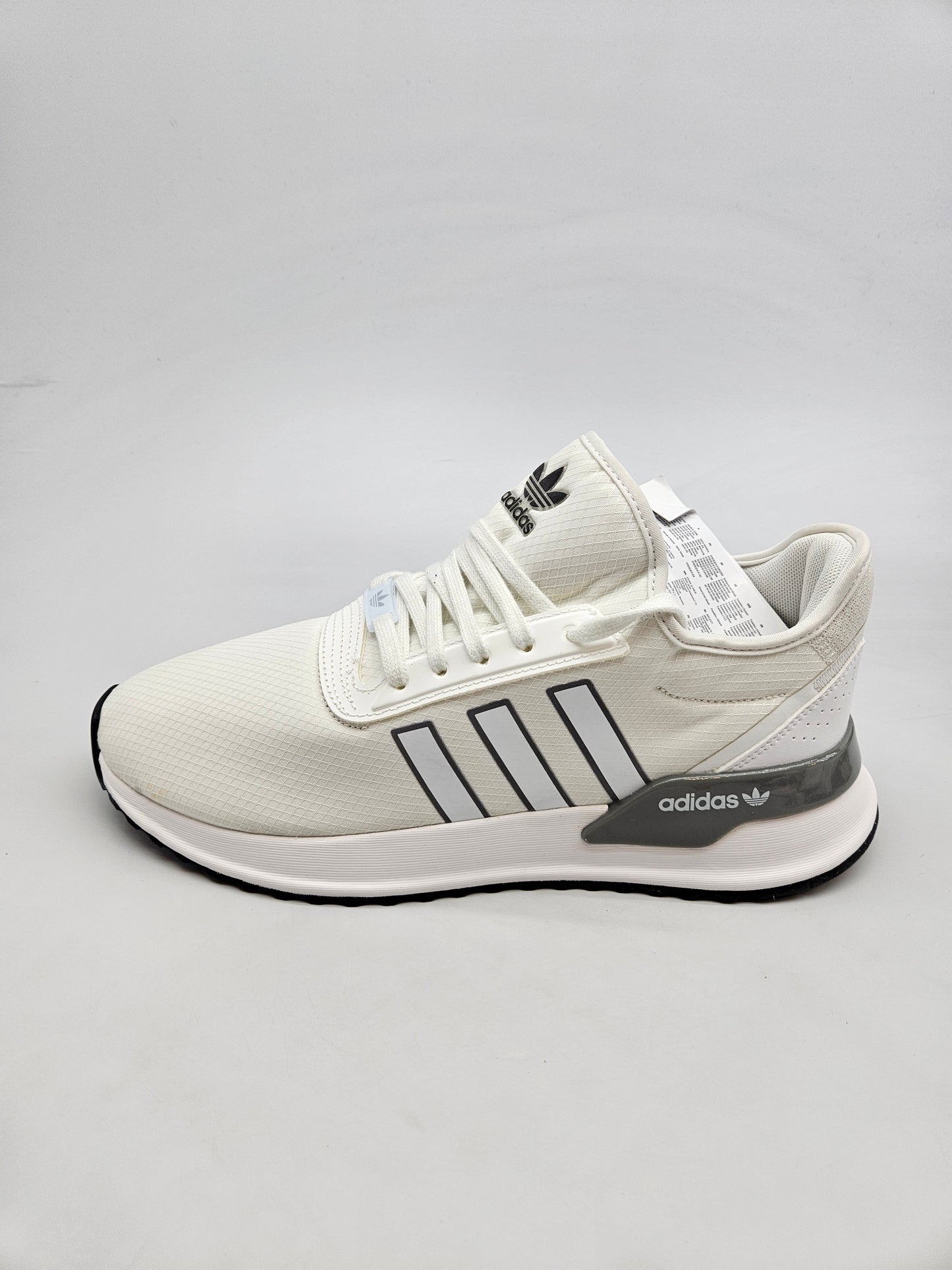 ADIDAS NOVI ORIGINAL PATIKI BR 44.5