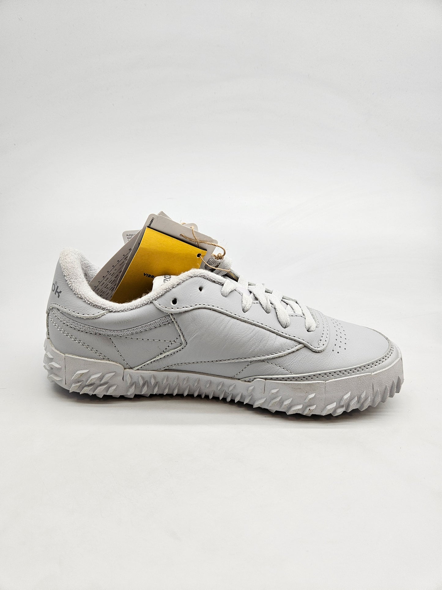 REEBOK NOVI ORIGINAL PATIKI BR 36